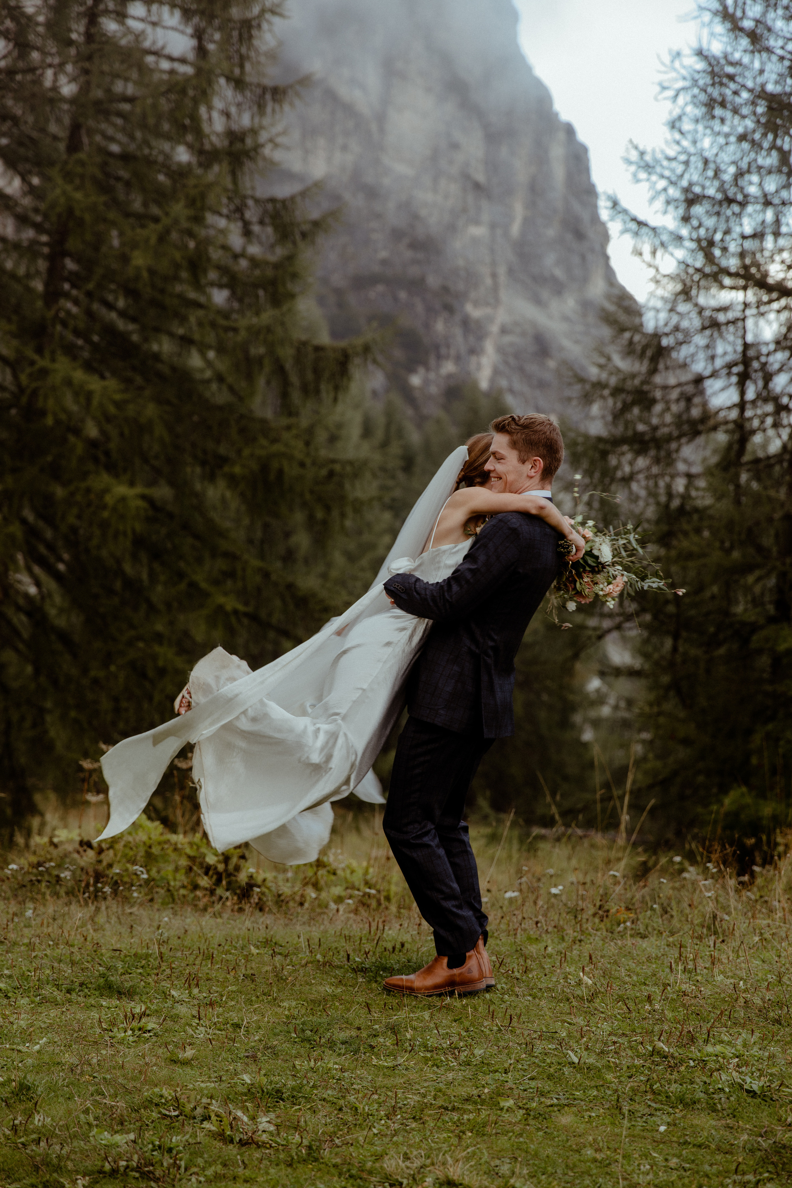 Intimate Wedding in the Dolomites. Iceland elopement photographer & videographer
