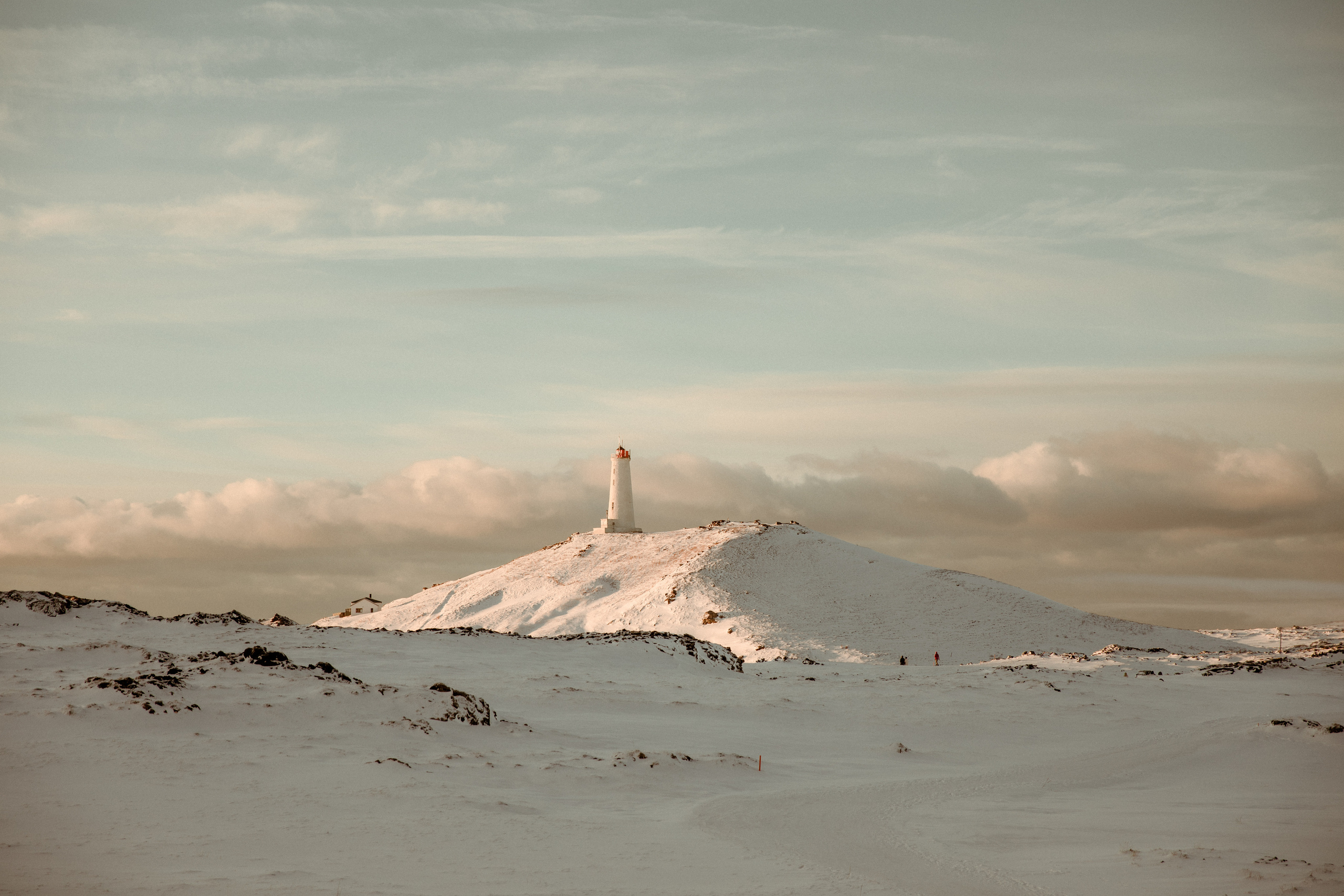 Golden Hour Elopement in Iceland. Iceland elopement photographer & videographer