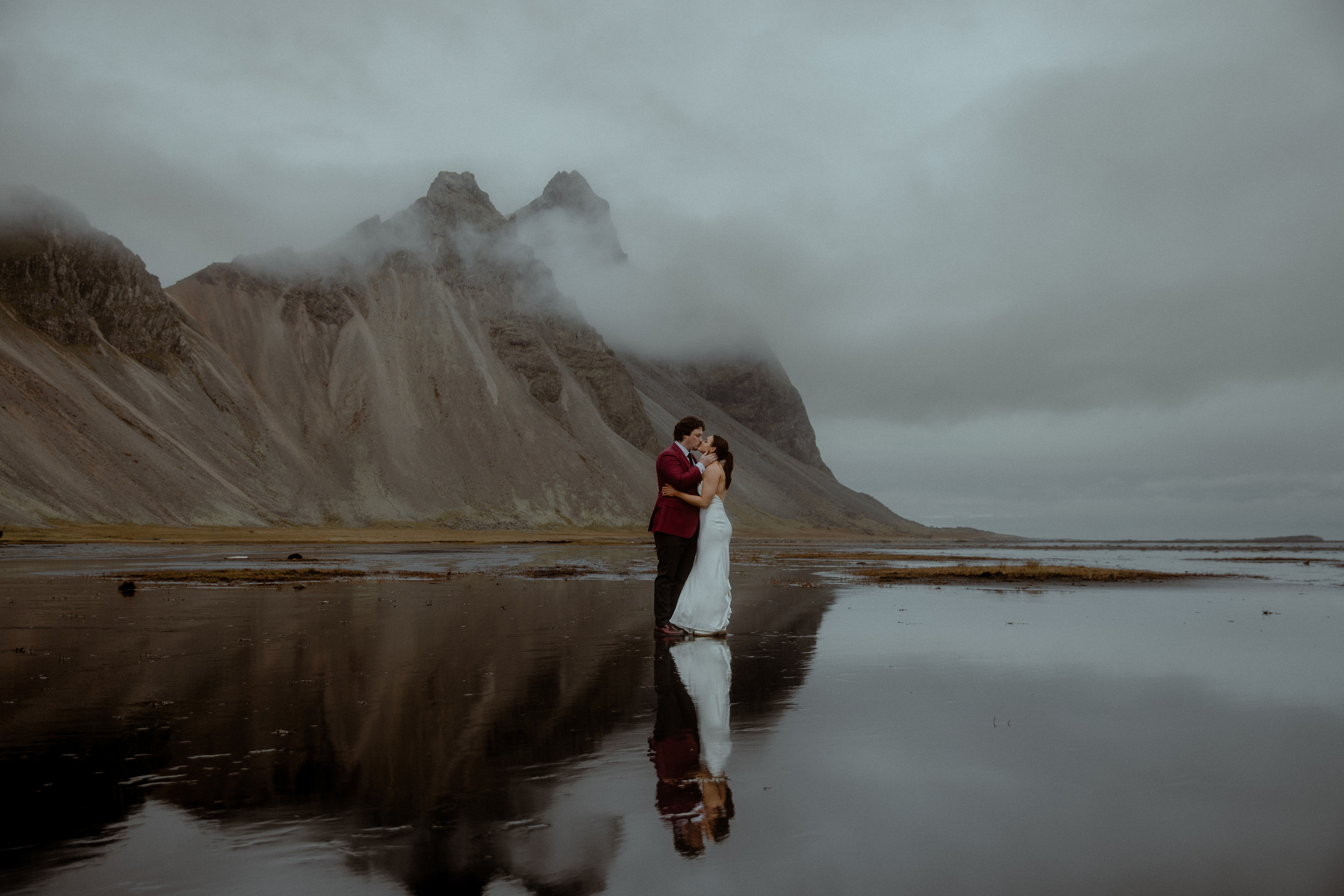 Secret hiking Elopement in Iceland. Iceland elopement photographer & videographer