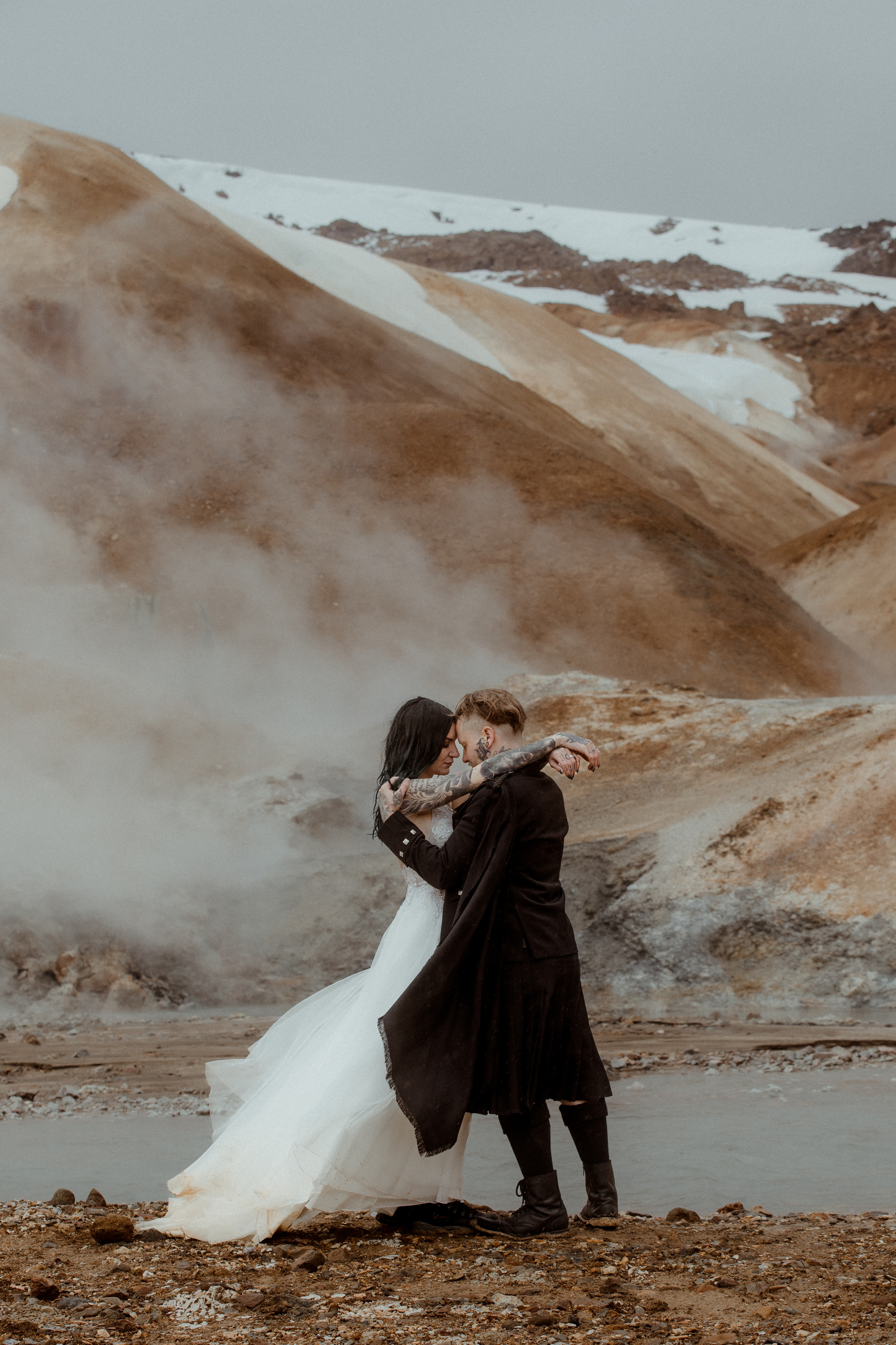Wedding in Iceland’s Highlands. Iceland elopement photographer & videographer