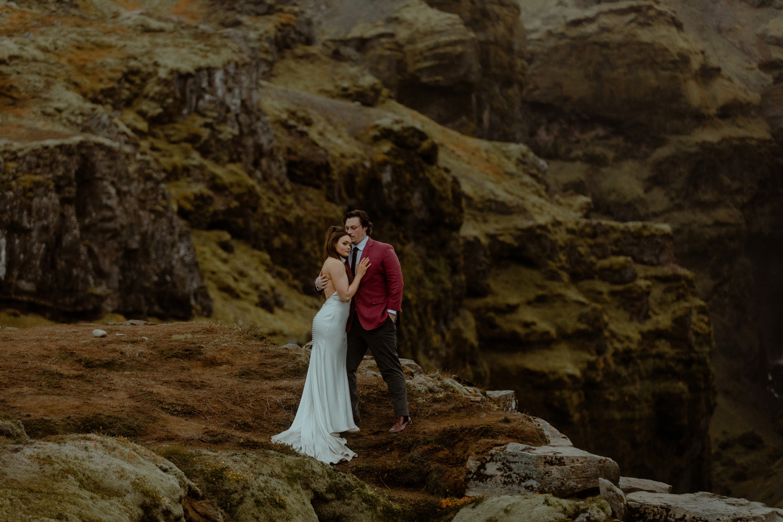 Secret hiking Elopement in Iceland. Iceland elopement photographer & videographer