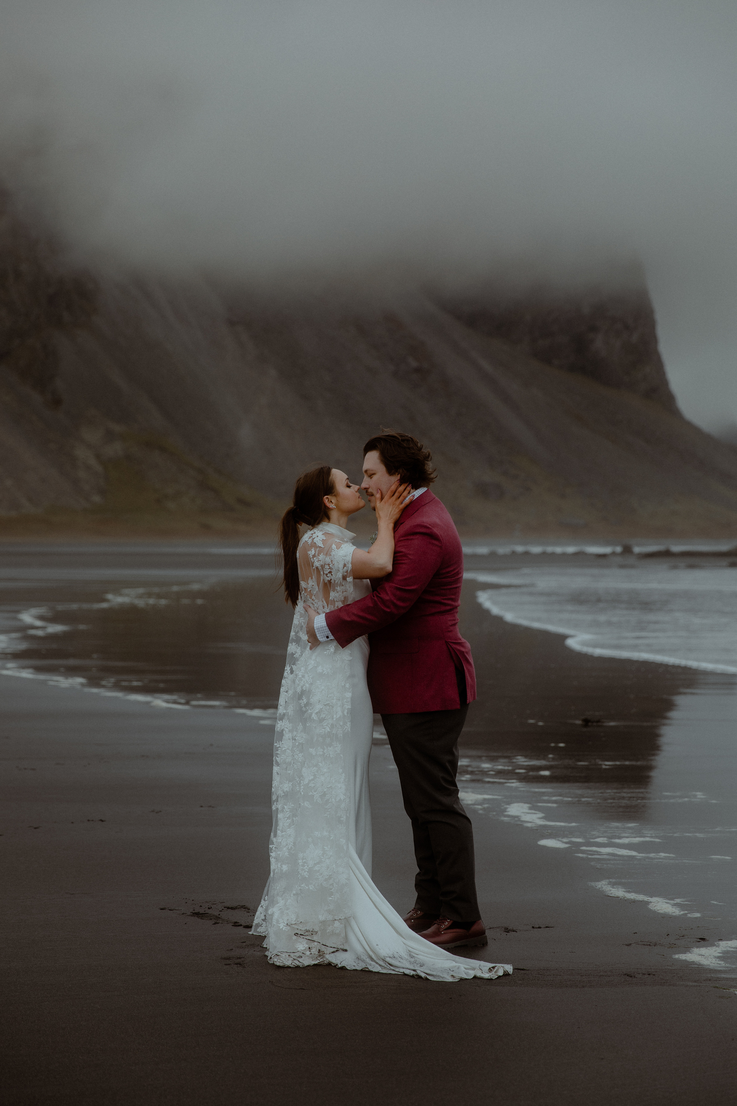 Secret hiking Elopement in Iceland. Iceland elopement photographer & videographer