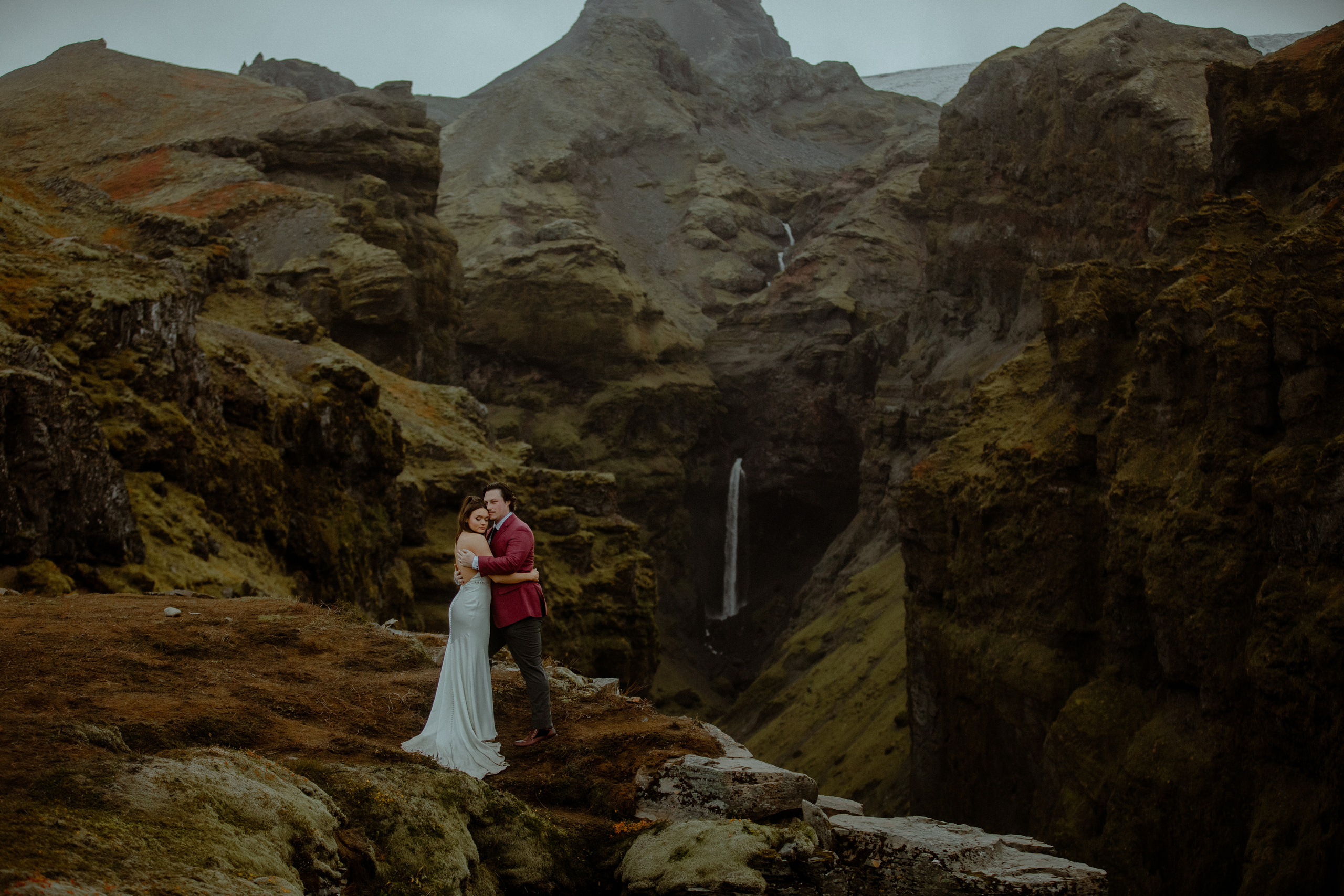 Secret hiking Elopement in Iceland. Iceland elopement photographer & videographer