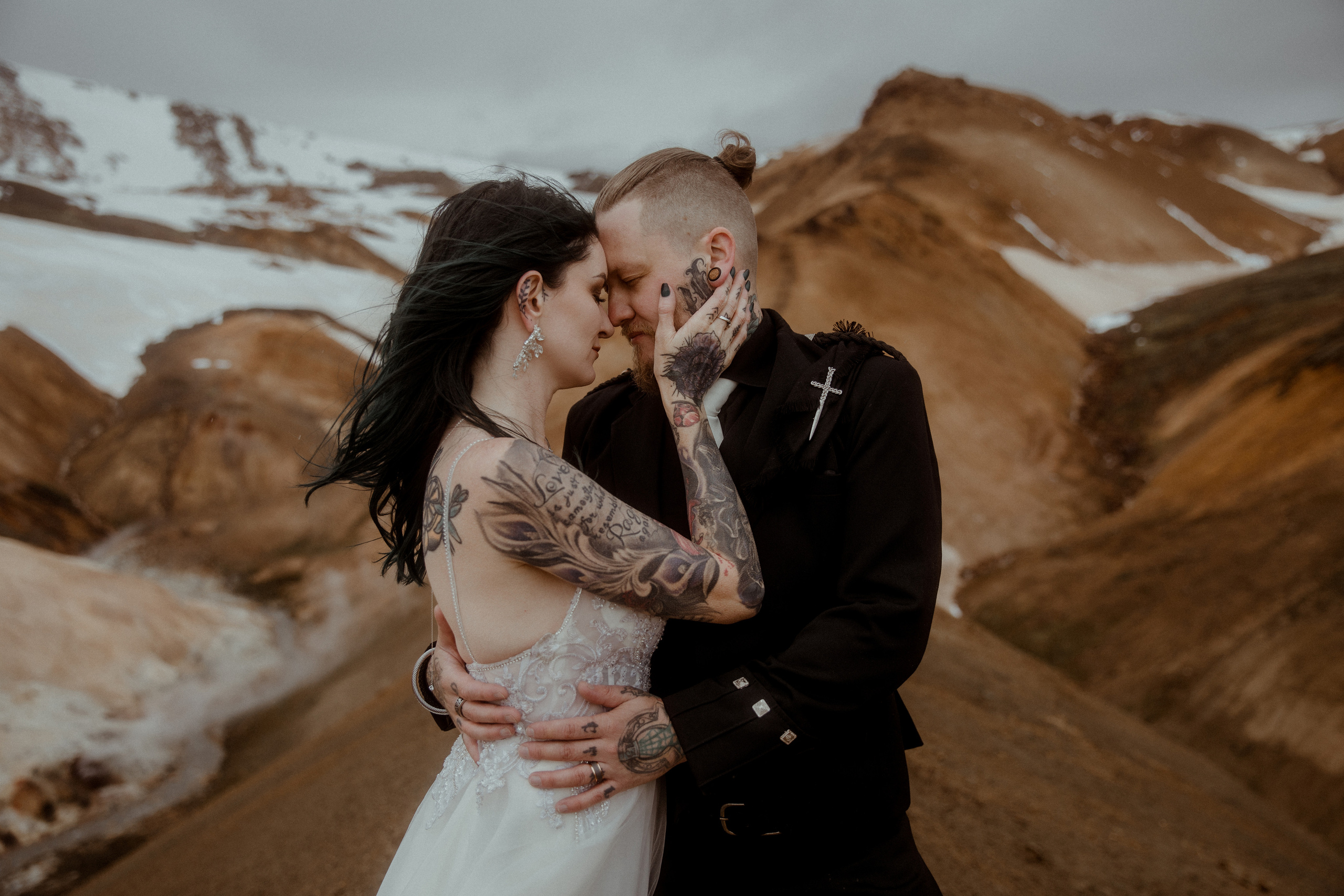 Wedding in Iceland’s Highlands. Iceland elopement photographer & videographer