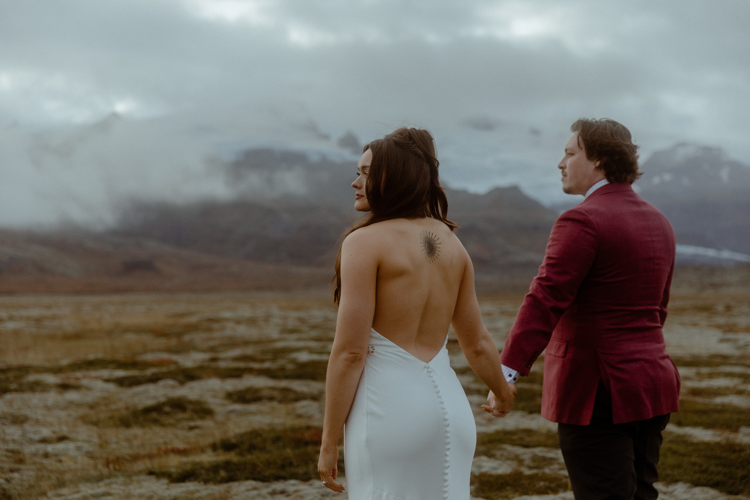 Secret hiking Elopement in Iceland. Iceland elopement photographer & videographer