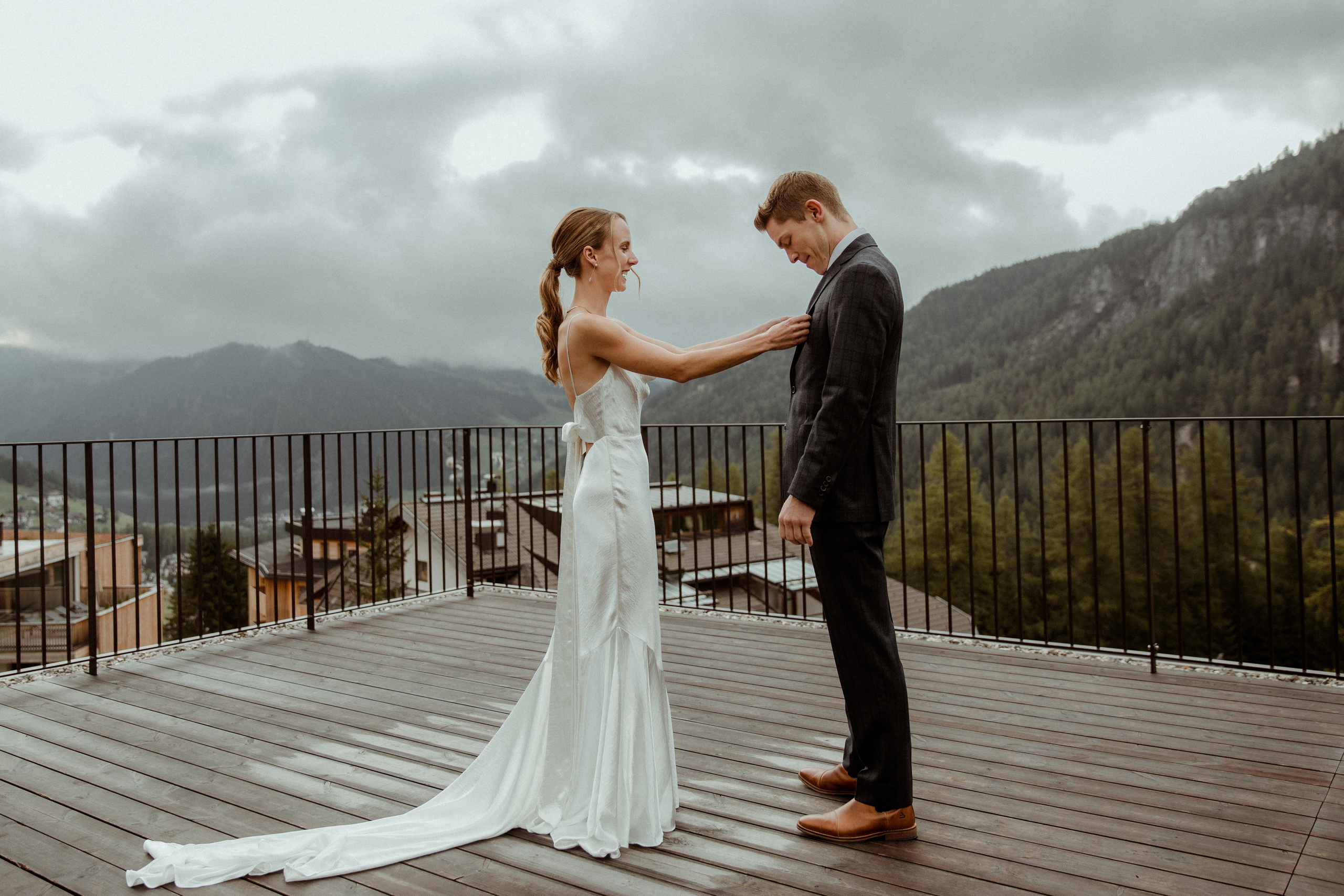Intimate Wedding in the Dolomites. Iceland elopement photographer & videographer