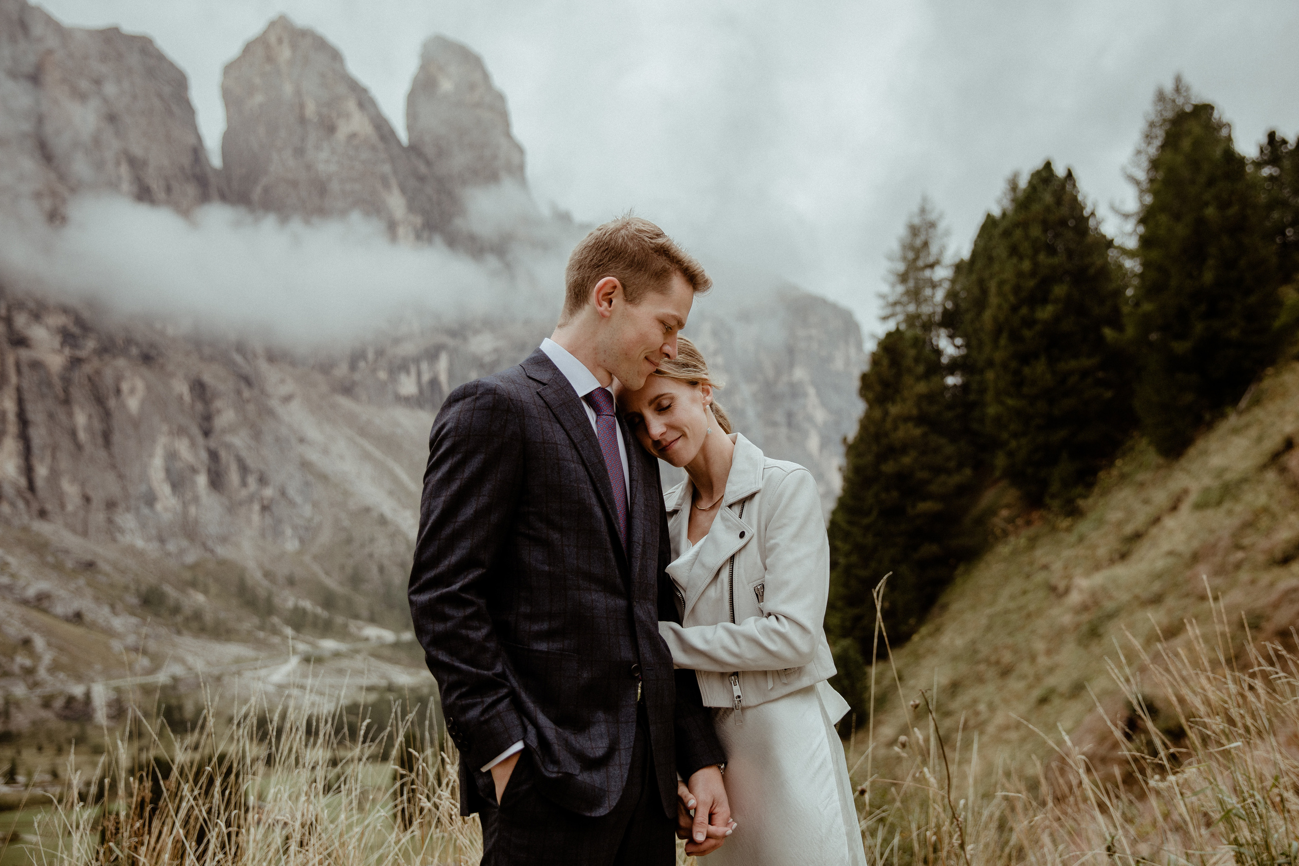Intimate Wedding in the Dolomites. Iceland elopement photographer & videographer