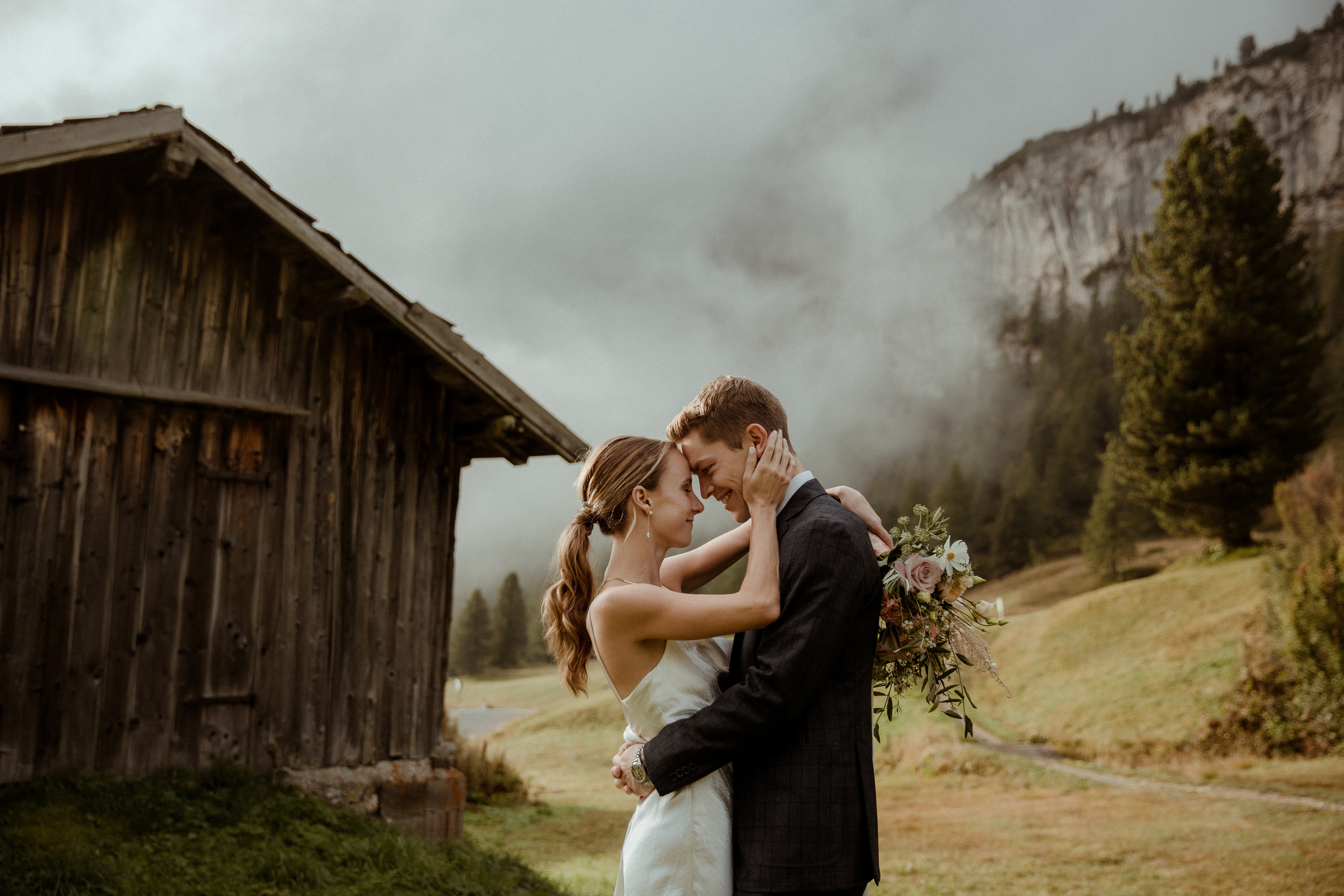 elopement in Dolomites
