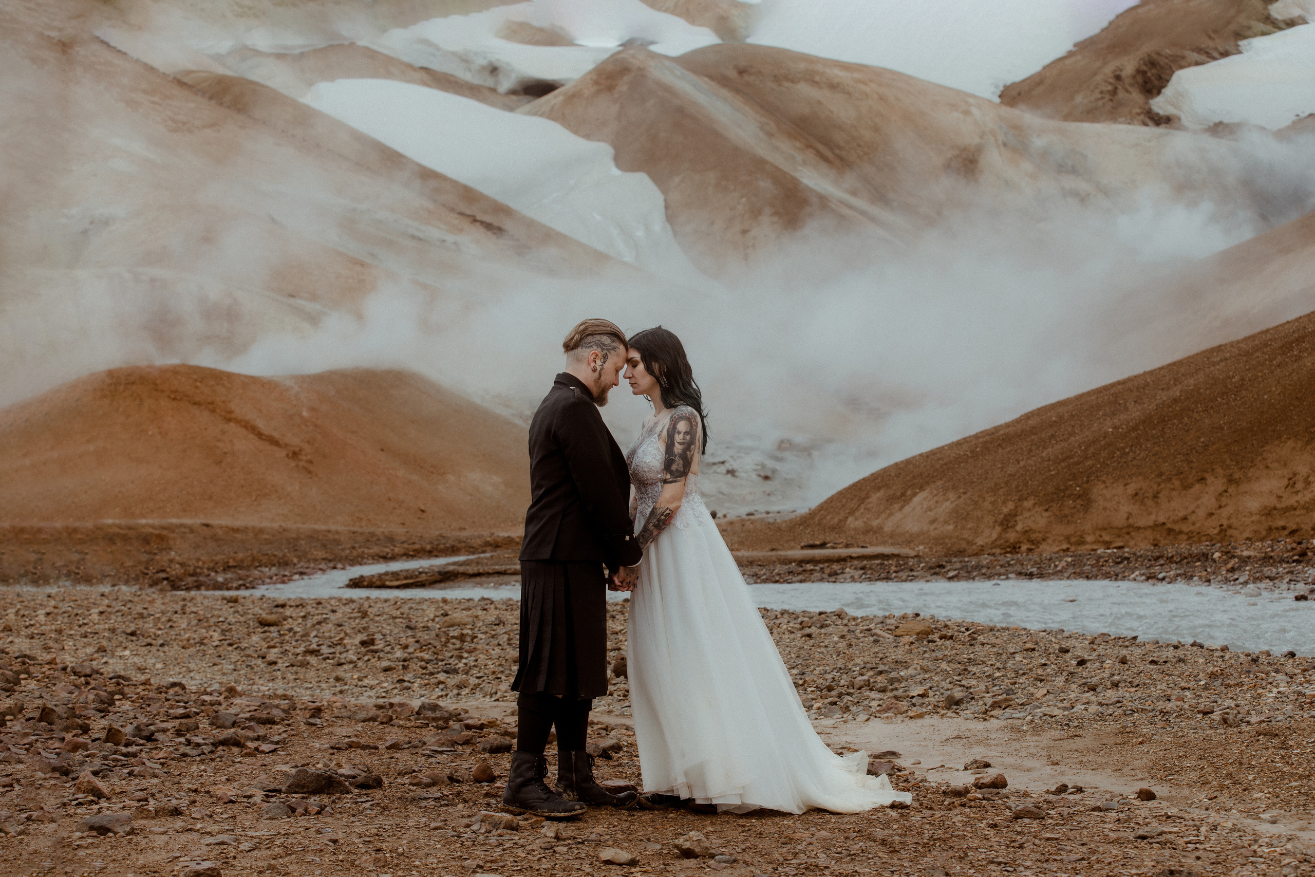 Wedding in Iceland’s Highlands. Iceland elopement photographer & videographer