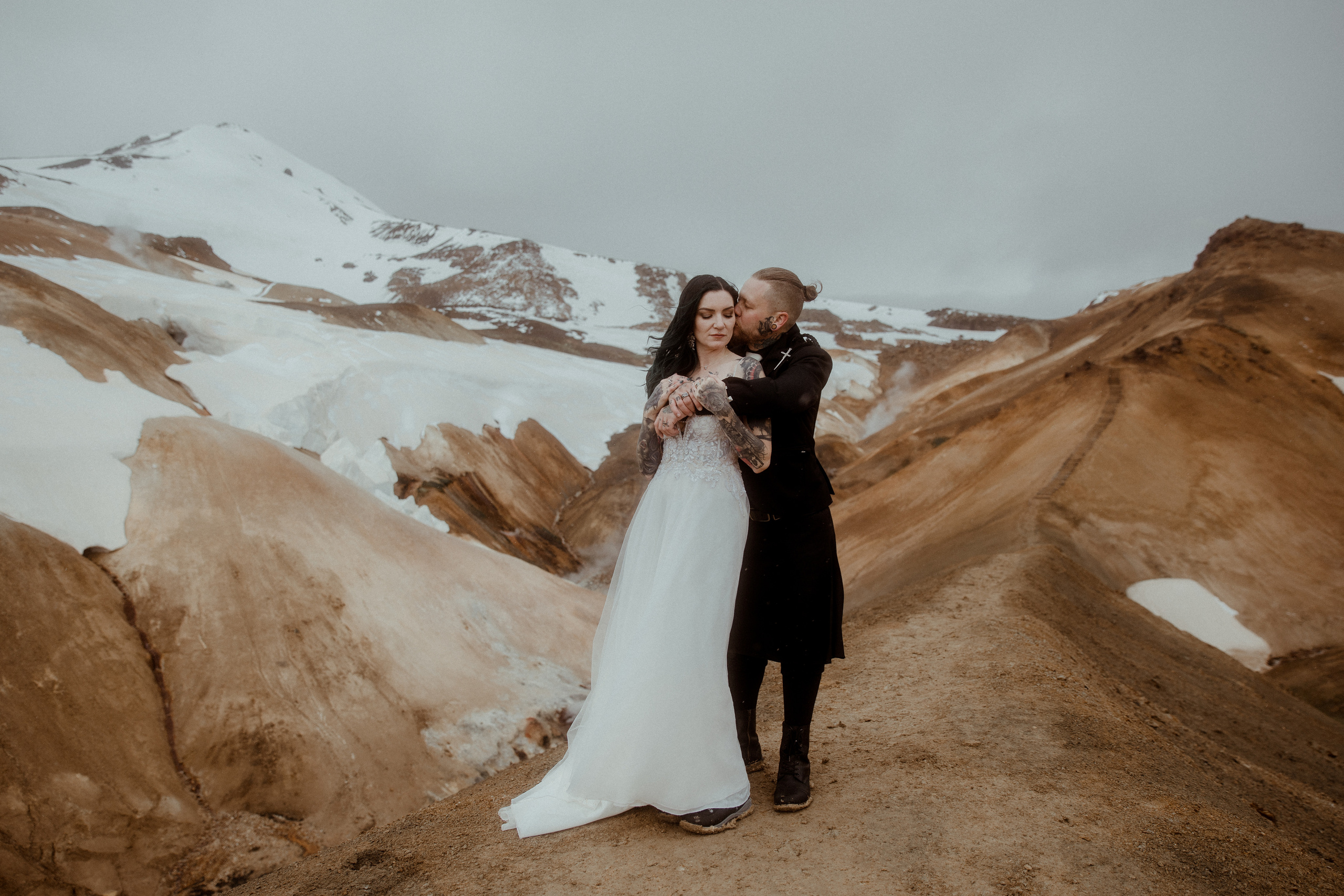 Wedding in Iceland’s Highlands. Iceland elopement photographer & videographer