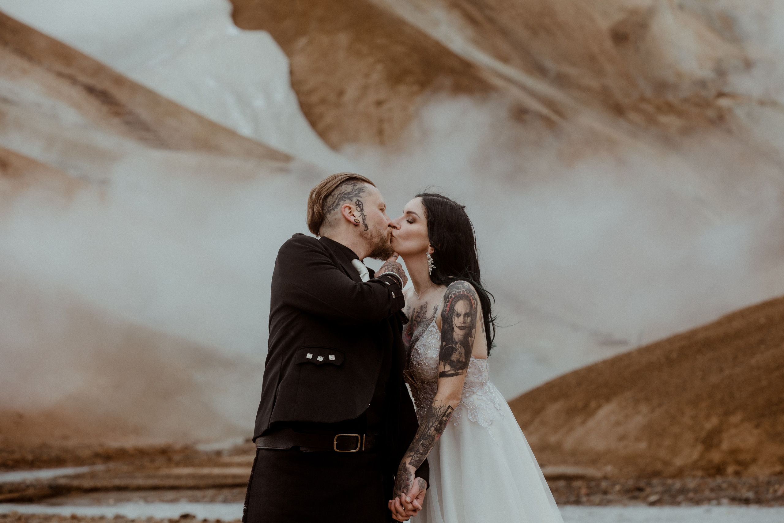 Wedding in Iceland’s Highlands. Iceland elopement photographer & videographer
