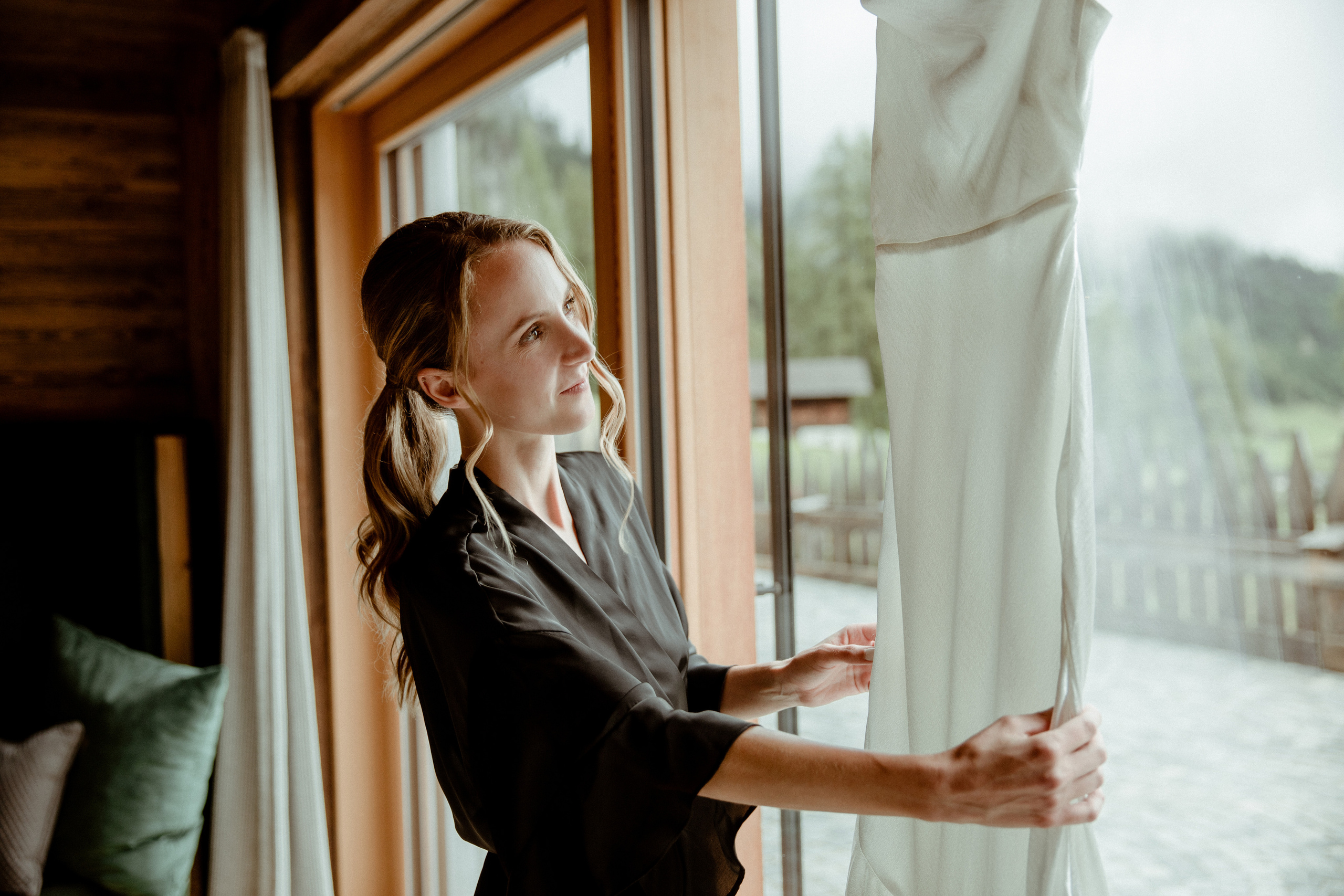 Intimate Wedding in the Dolomites. Iceland elopement photographer & videographer