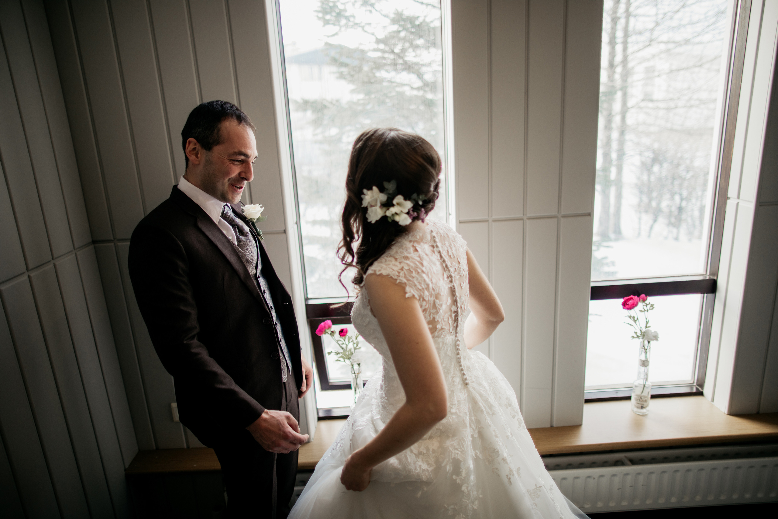 Winter Wedding in Iceland. Iceland elopement photographer & videographer