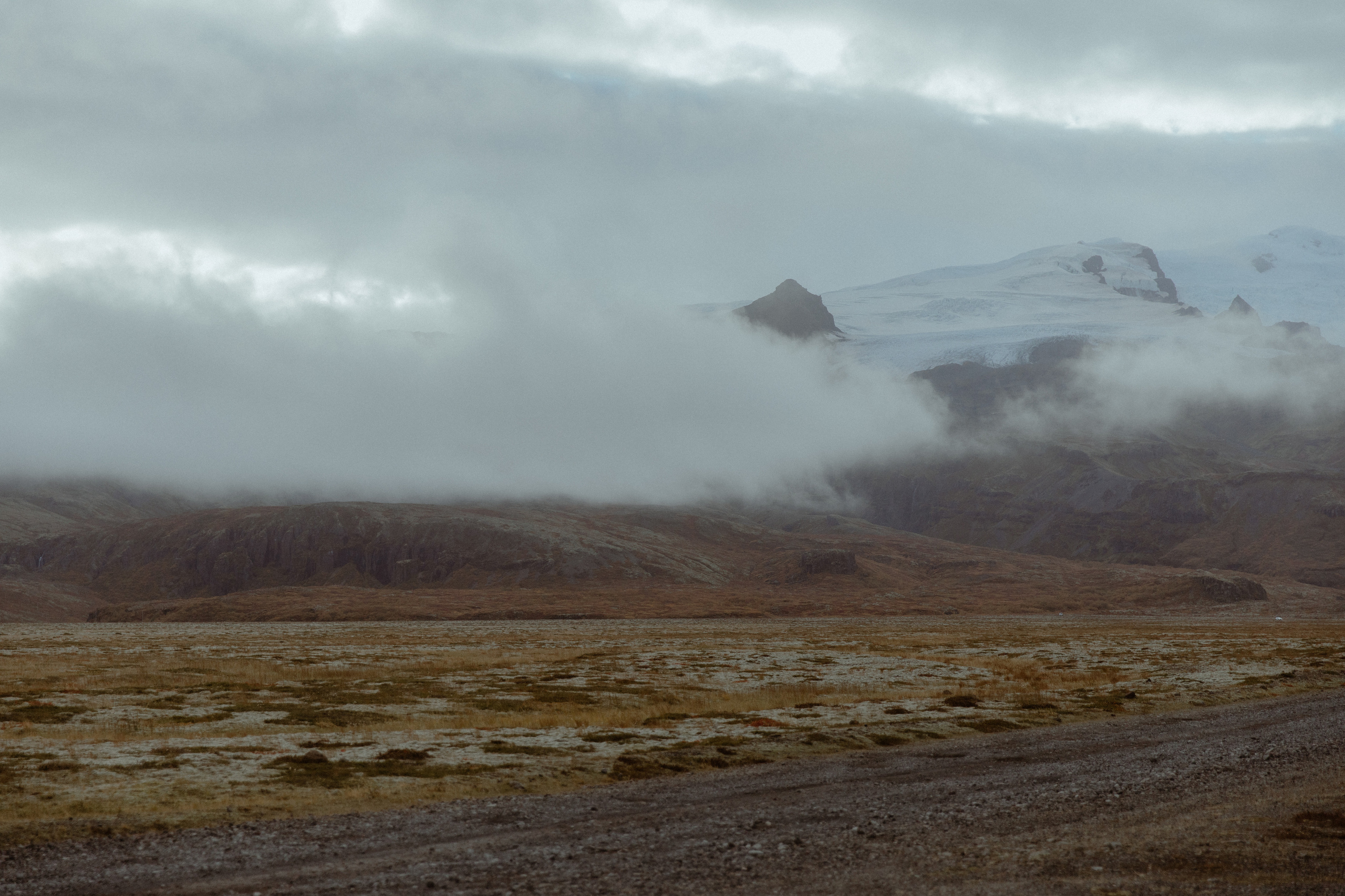 Secret hiking Elopement in Iceland. Iceland elopement photographer & videographer