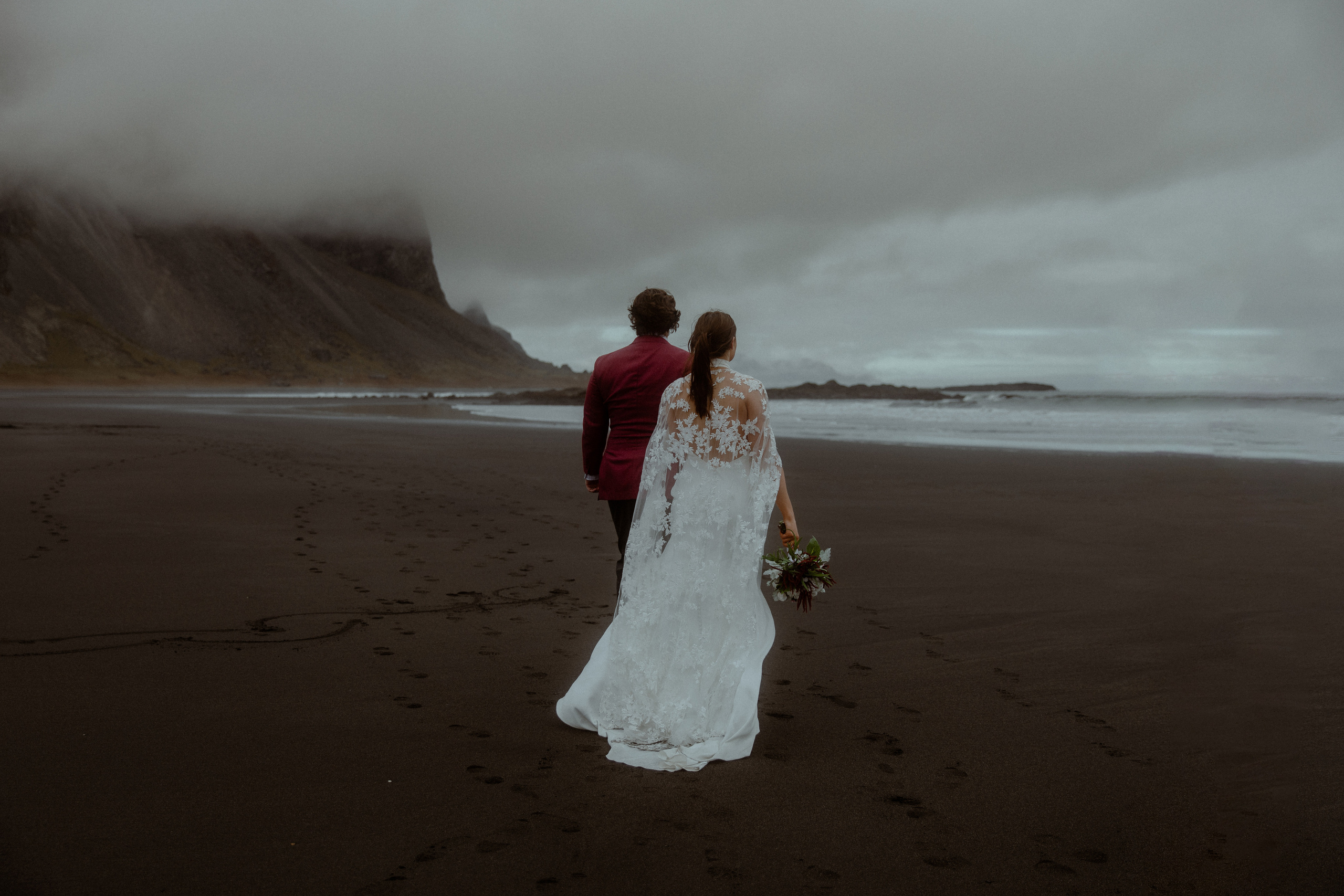 Secret hiking Elopement in Iceland. Iceland elopement photographer & videographer
