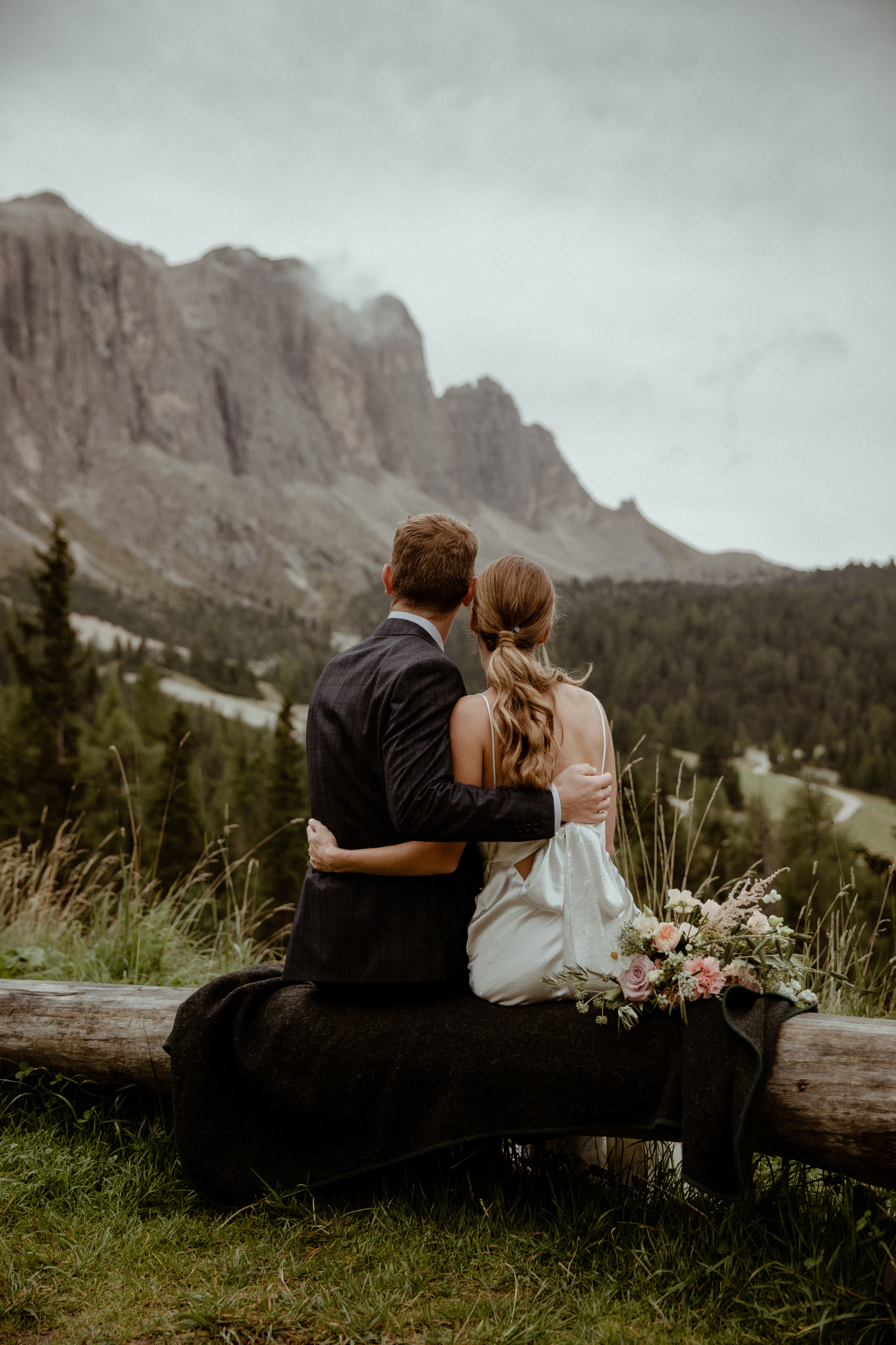 Intimate Wedding in the Dolomites. Iceland elopement photographer & videographer