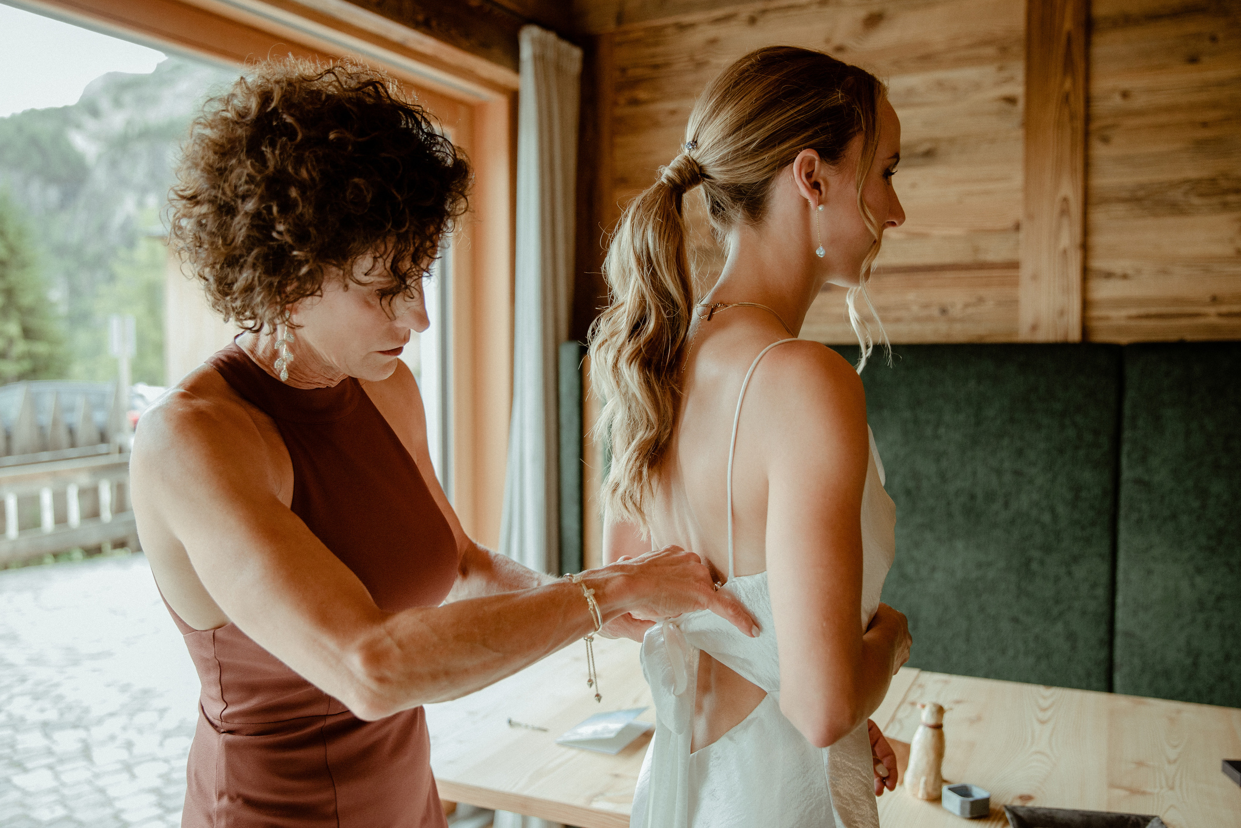 Intimate Wedding in the Dolomites. Iceland elopement photographer & videographer