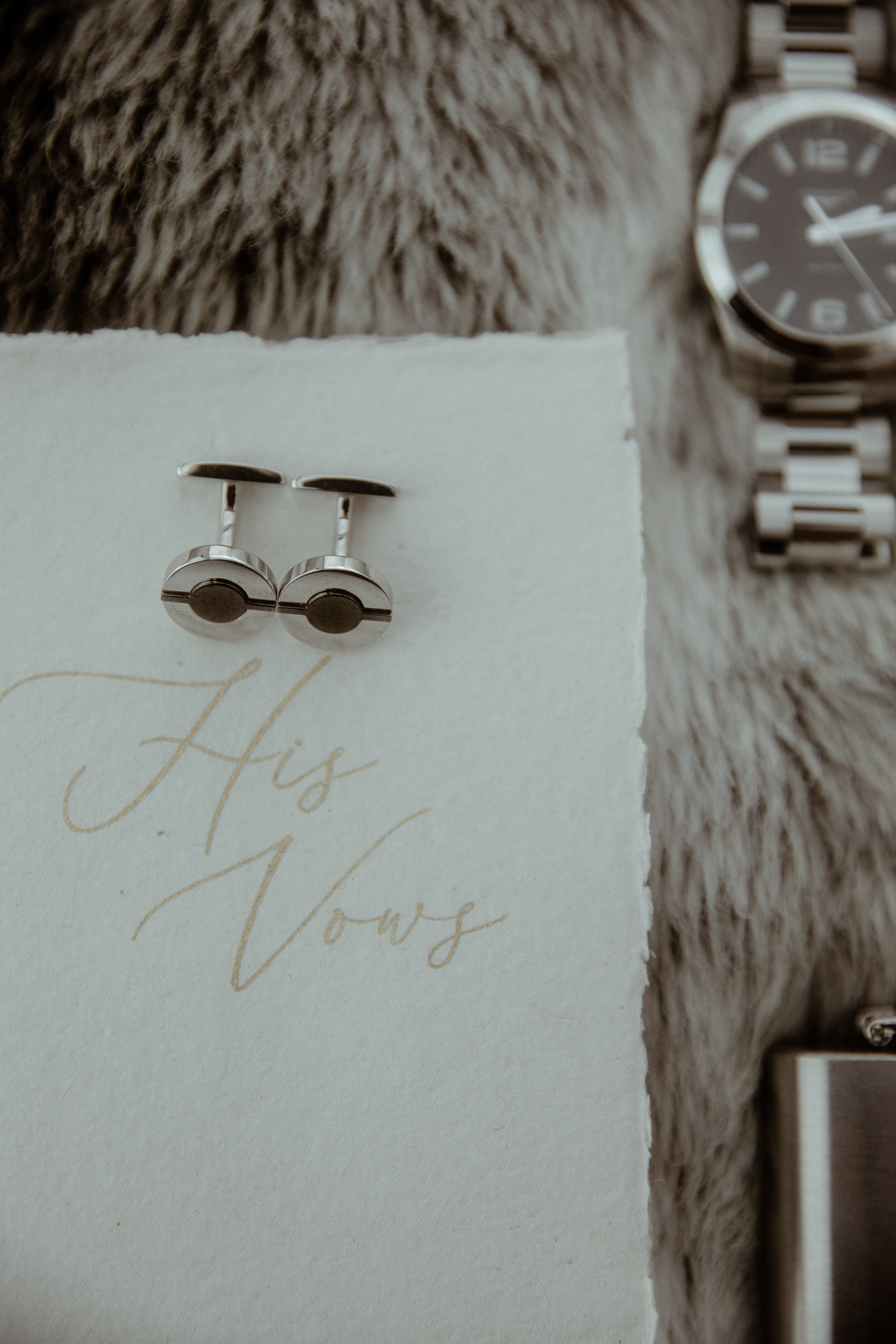 Charming South Iceland Elopement. Iceland elopement photographer & videographer