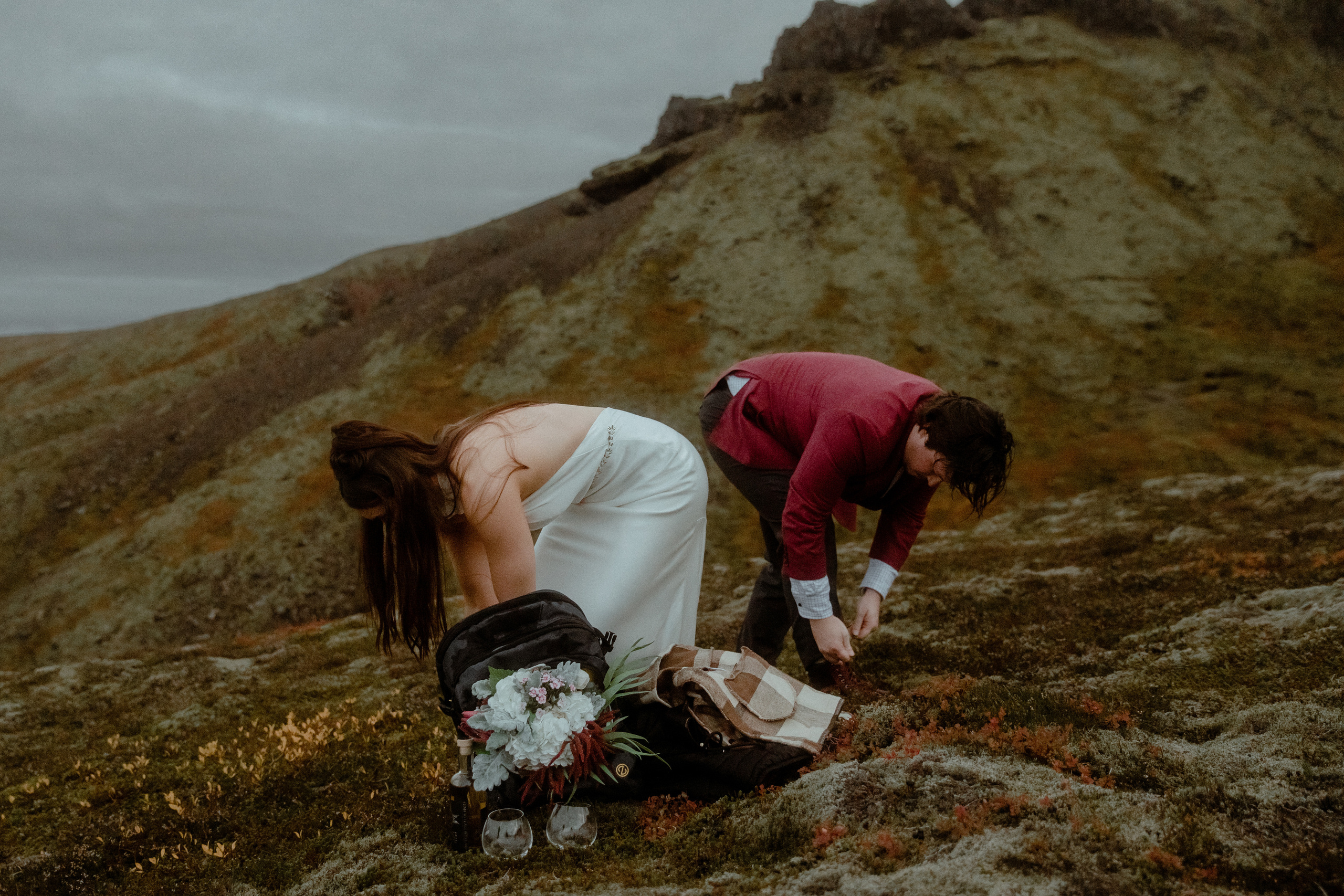 Secret hiking Elopement in Iceland. Iceland elopement photographer & videographer