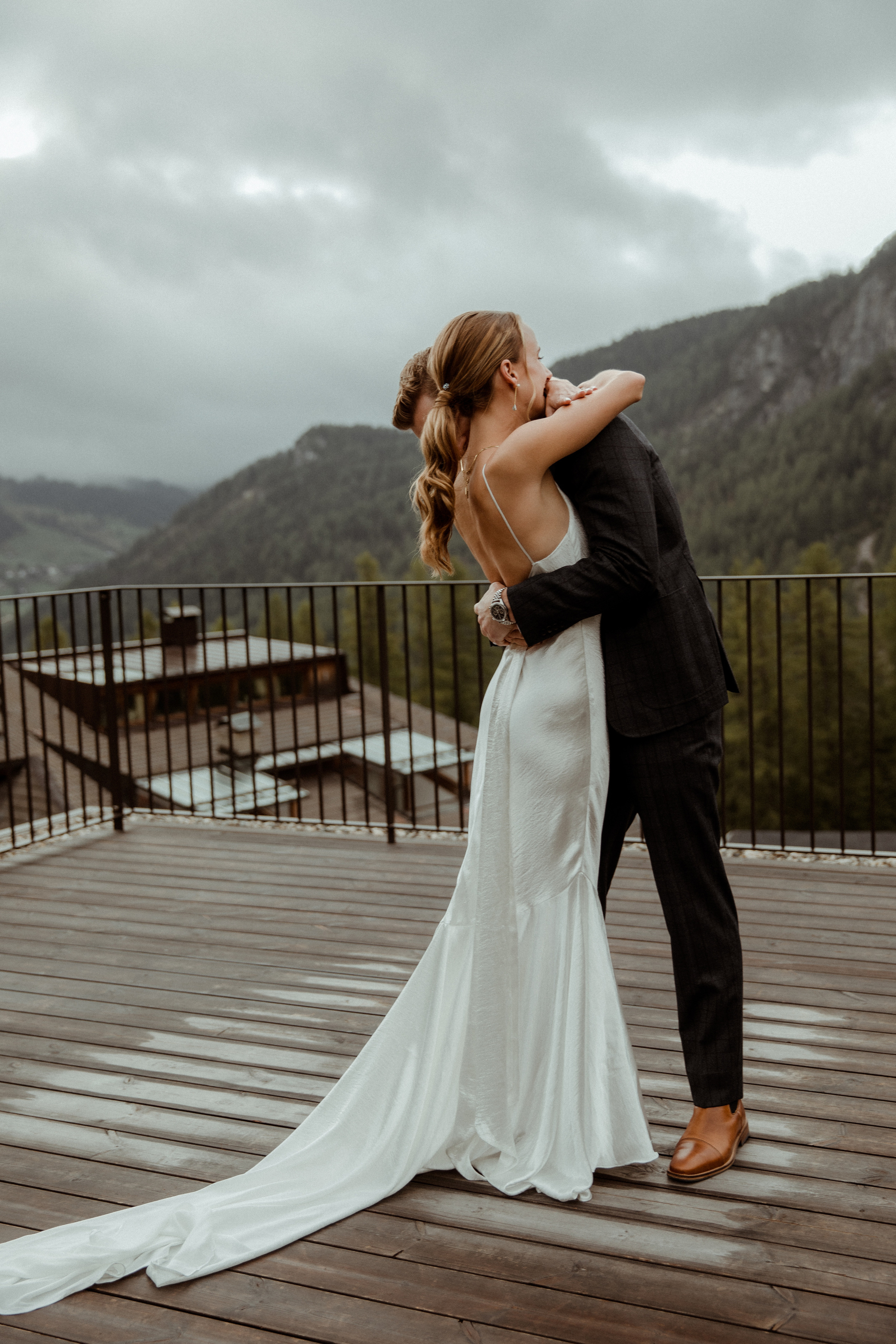 Intimate Wedding in the Dolomites. Iceland elopement photographer & videographer