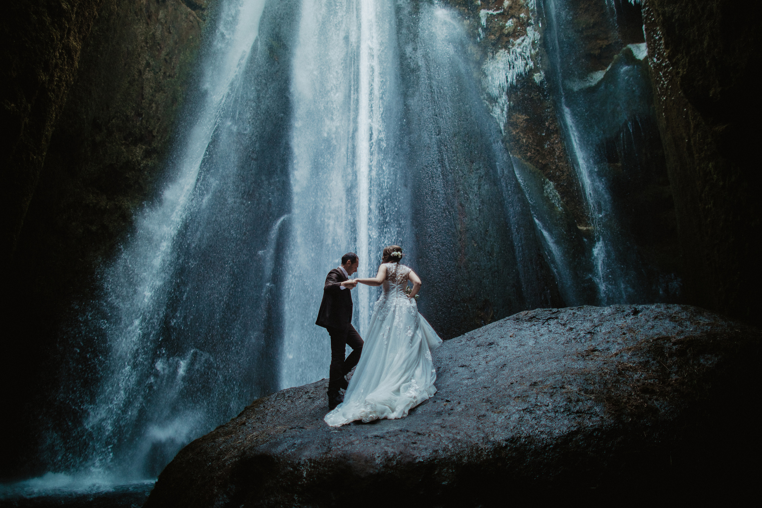 Winter Wedding in Iceland. Iceland elopement photographer & videographer