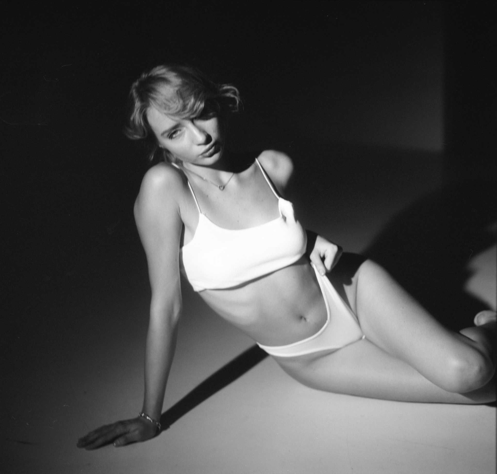 Photographe analogue boudoir montréalais et cinéaste de danse