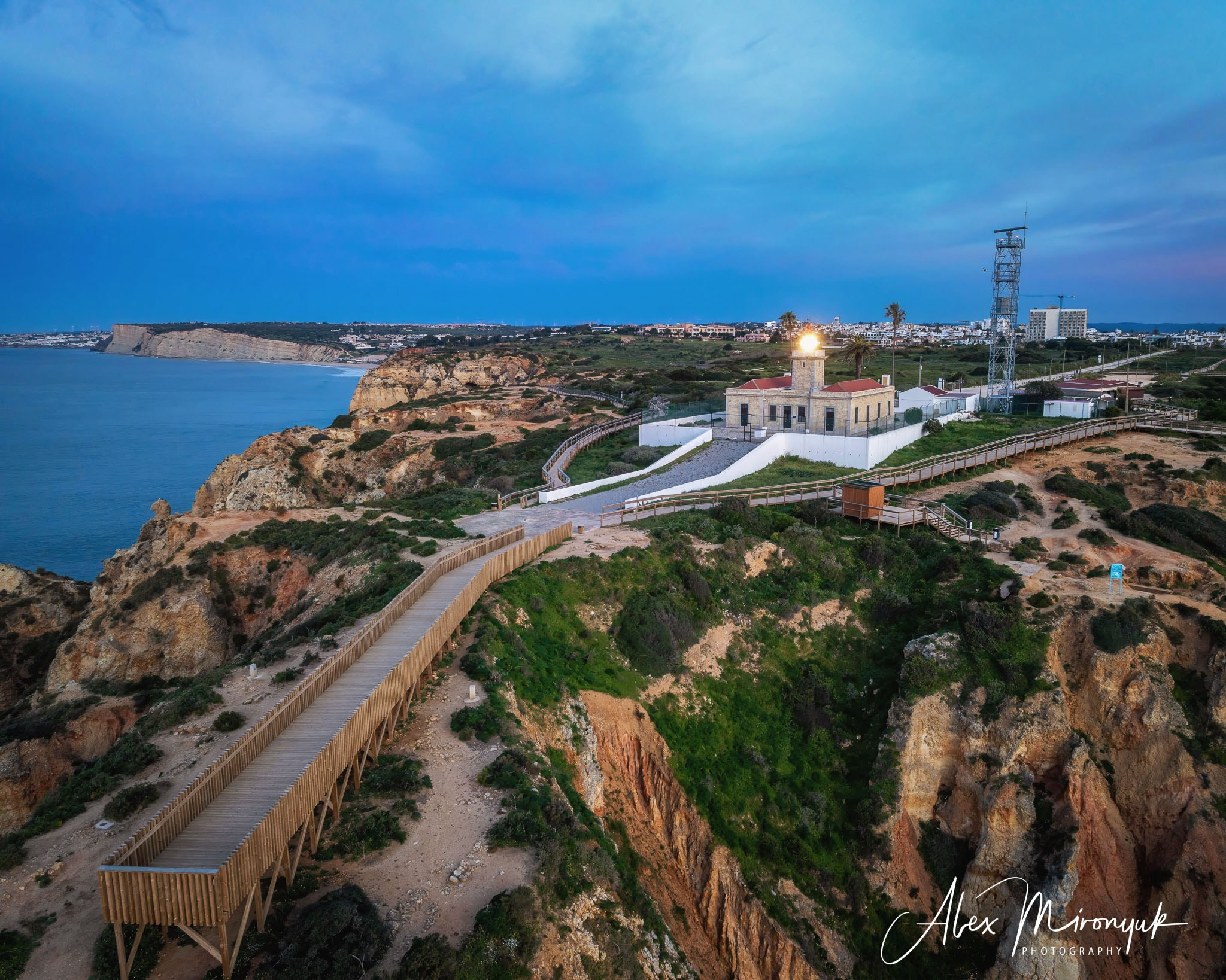 Portugal’s Scenic Treasures. Pet, Senior, Landscape, portrait studio, photographer in Miami and Sou