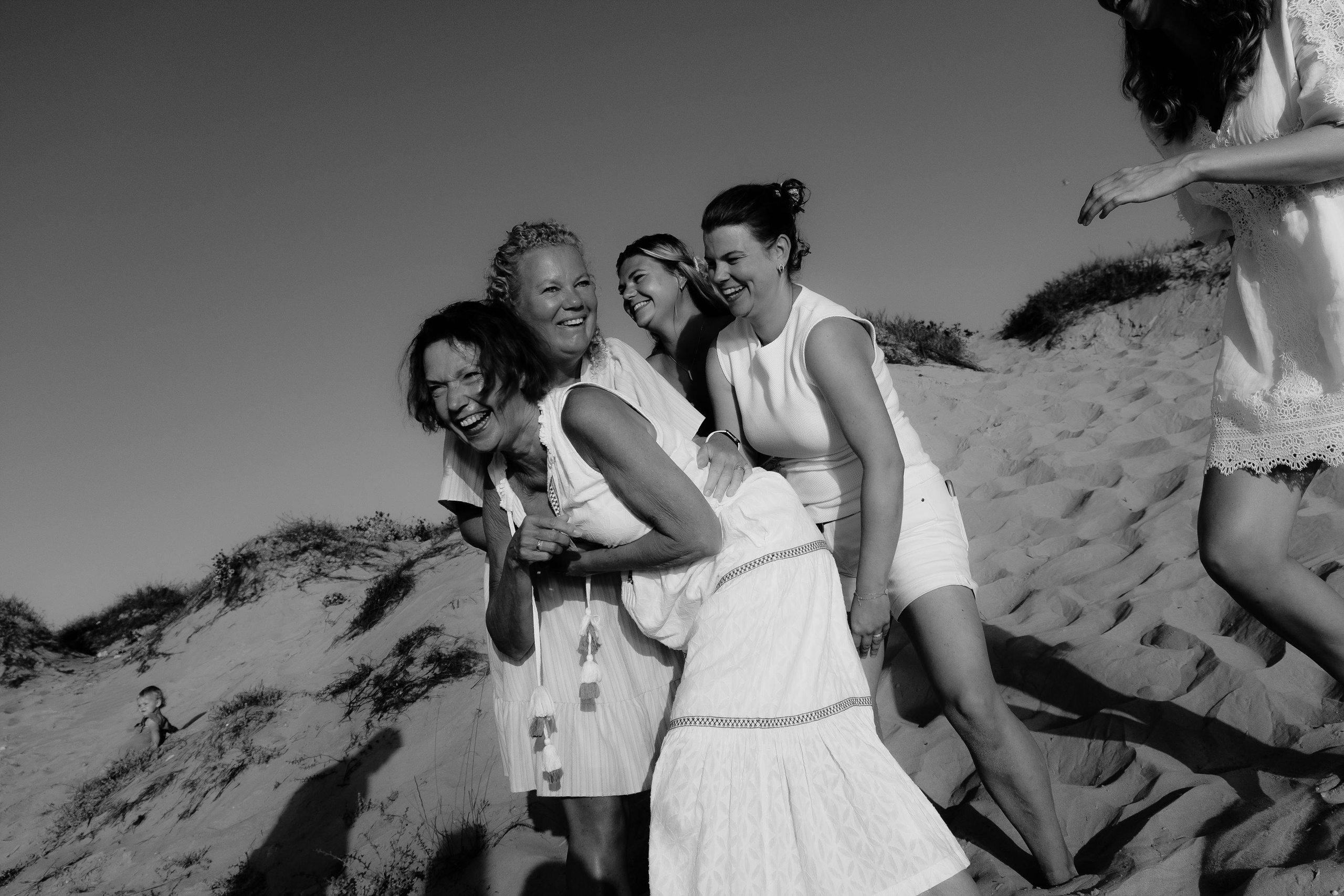 Big Family Photoshoot on the Beach in Spain — Family Photographer in Torrevieja, Alicante