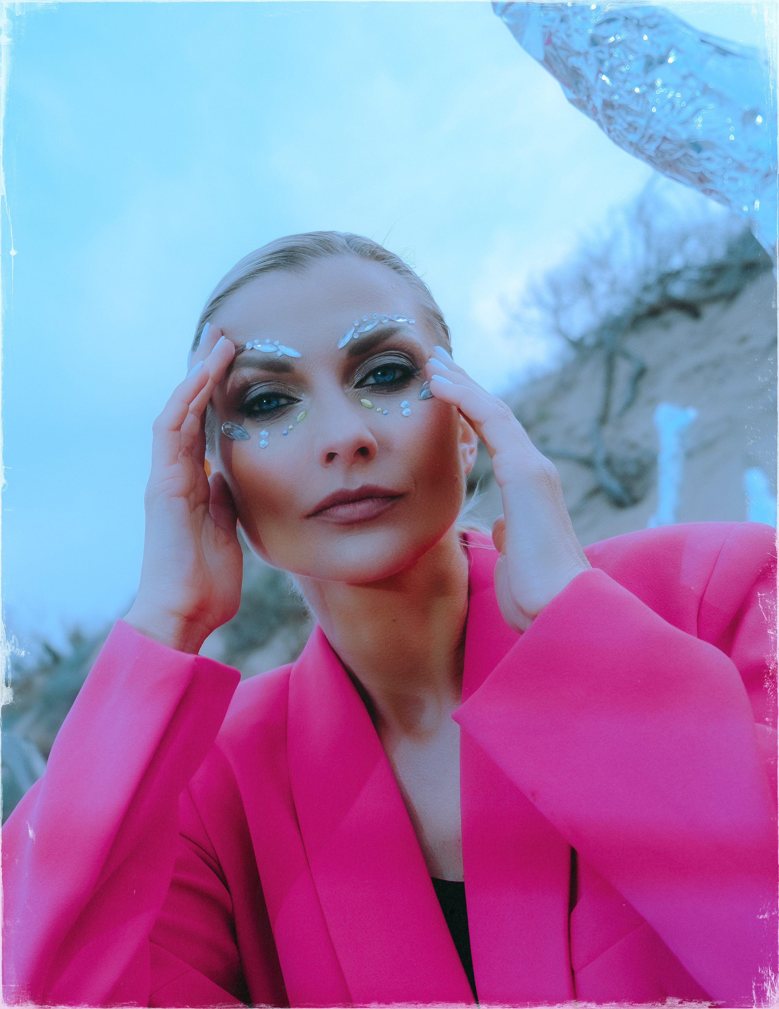 Стилизованная фэшн-съемка на пляже в Гуардамаре