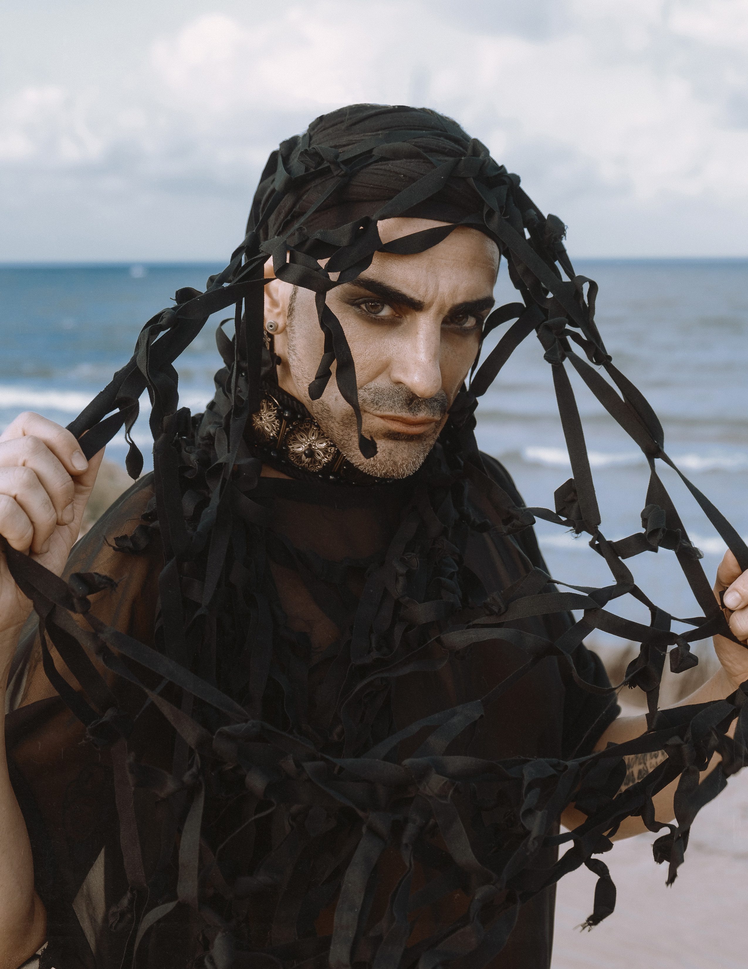 Портфолио-фотосессия в дюнах Аликанте — креативные образы и уникальные наряды от дизайнера — Фотограф Андрей Луковников