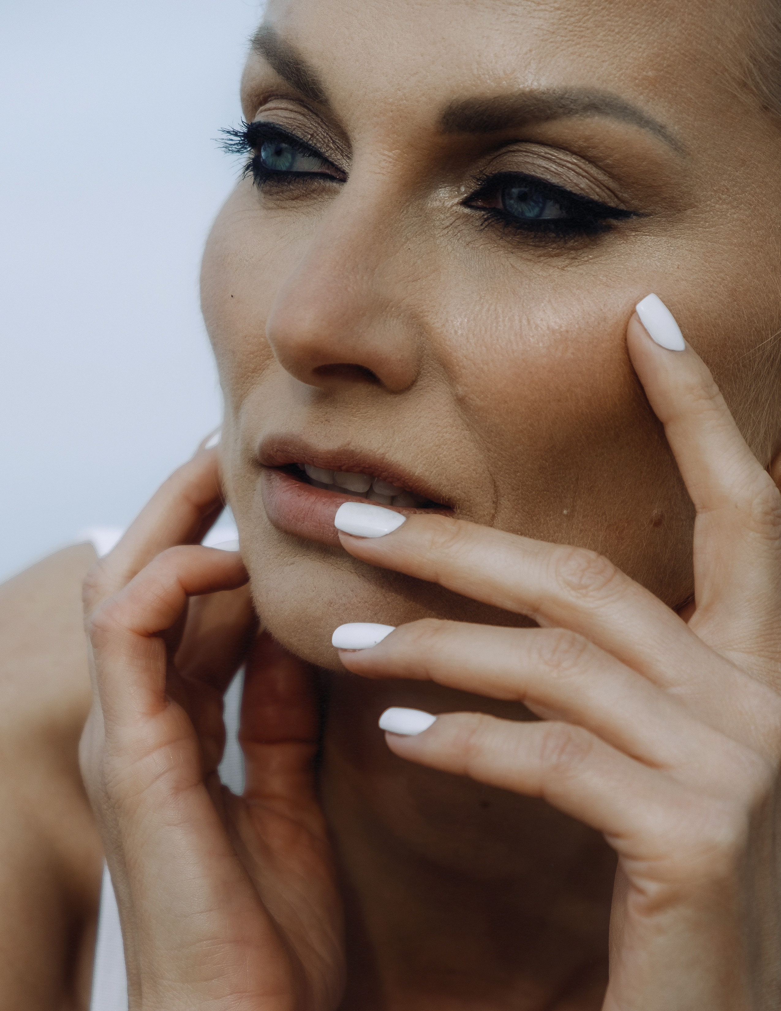 Портретная фотосессия на пляже Торревьехи на закате — атмосферные кадры для портфолио — Фотограф Андрей Луковников