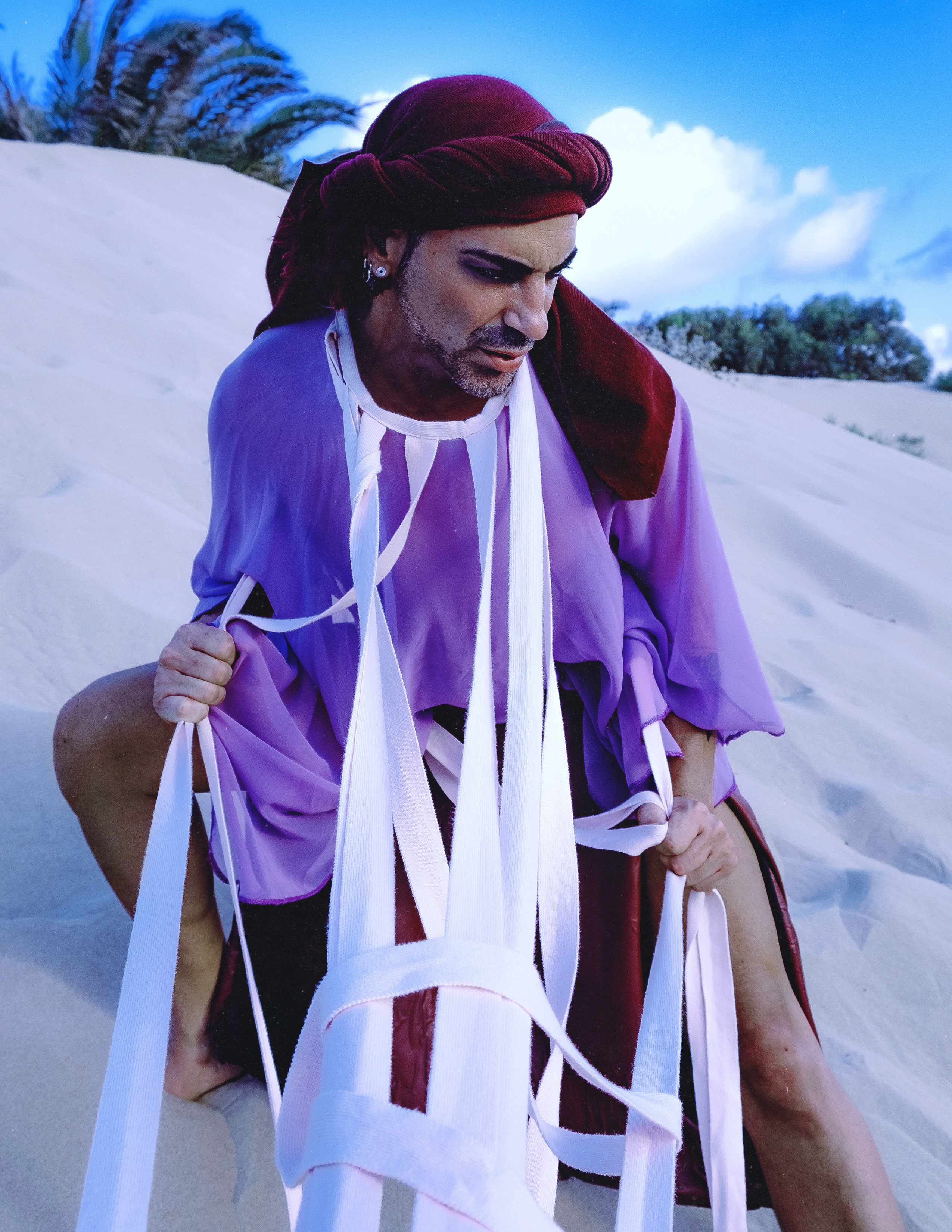 Портфолио-фотосессия в дюнах Аликанте — креативные образы и уникальные наряды от дизайнера — Фотограф Андрей Луковников