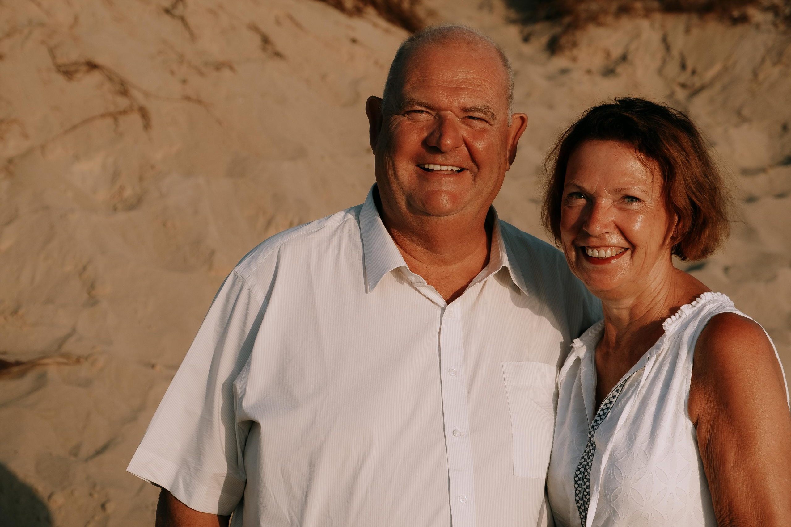 Big Family Photoshoot on the Beach in Spain — Family Photographer in Torrevieja, Alicante