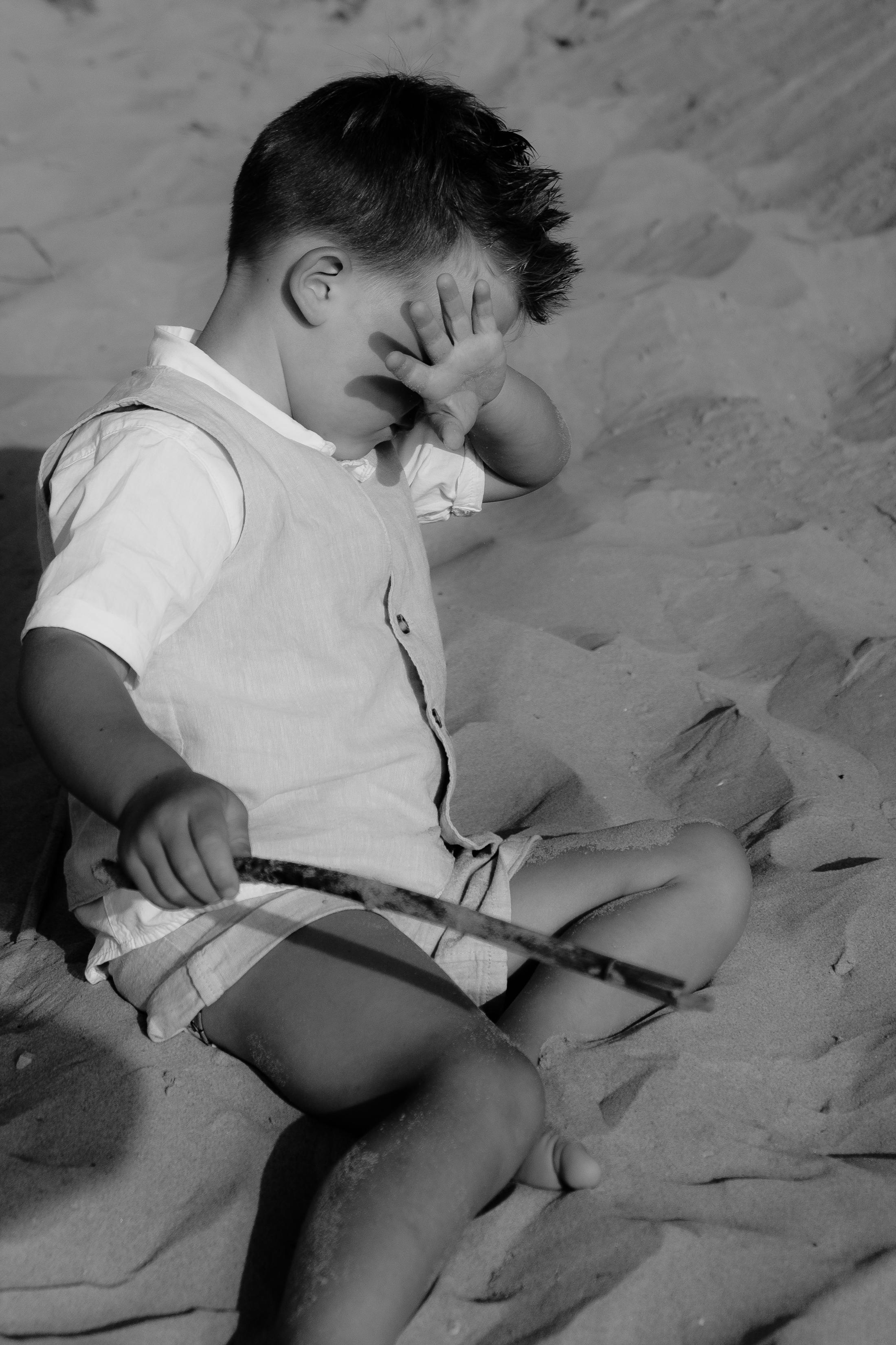 Big Family Photoshoot on the Beach in Spain — Family Photographer in Torrevieja, Alicante