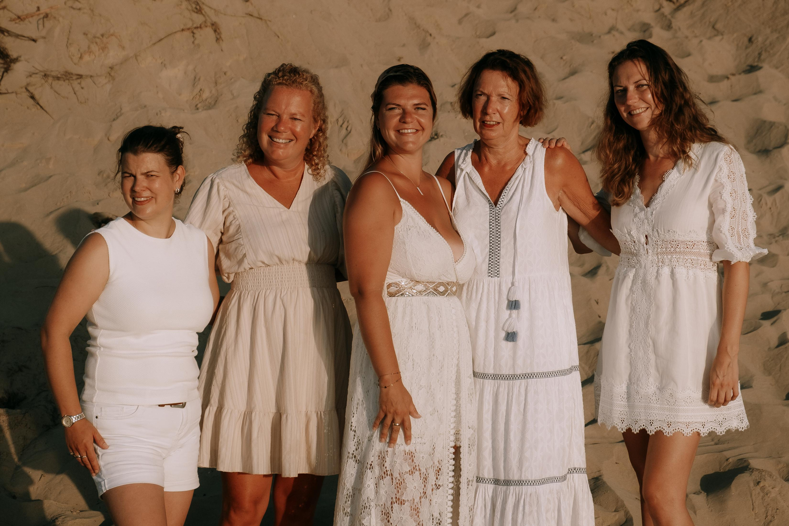 Big Family Photoshoot on the Beach in Spain — Family Photographer in Torrevieja, Alicante