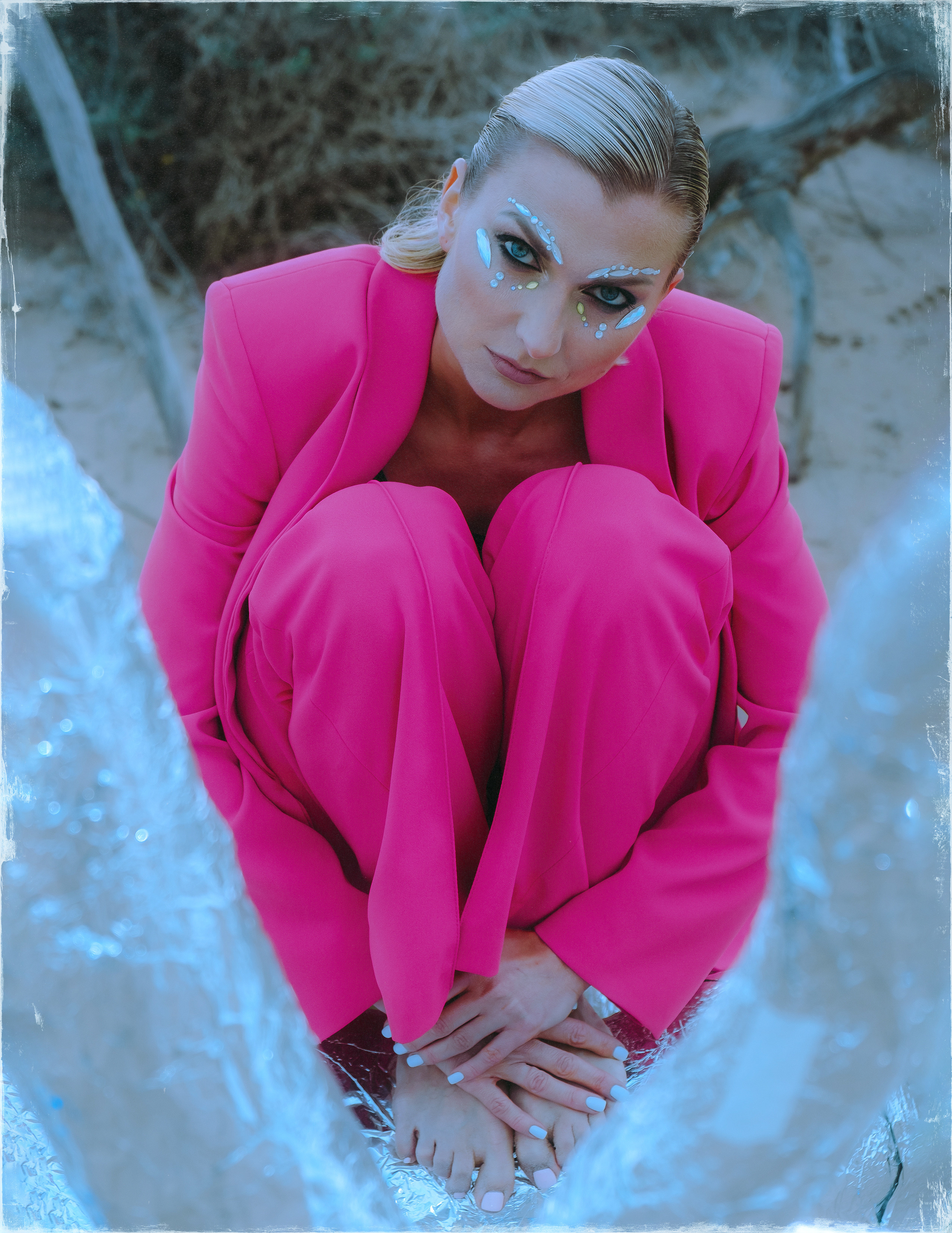 Стилизованная фэшн-съемка на пляже в Гуардамаре