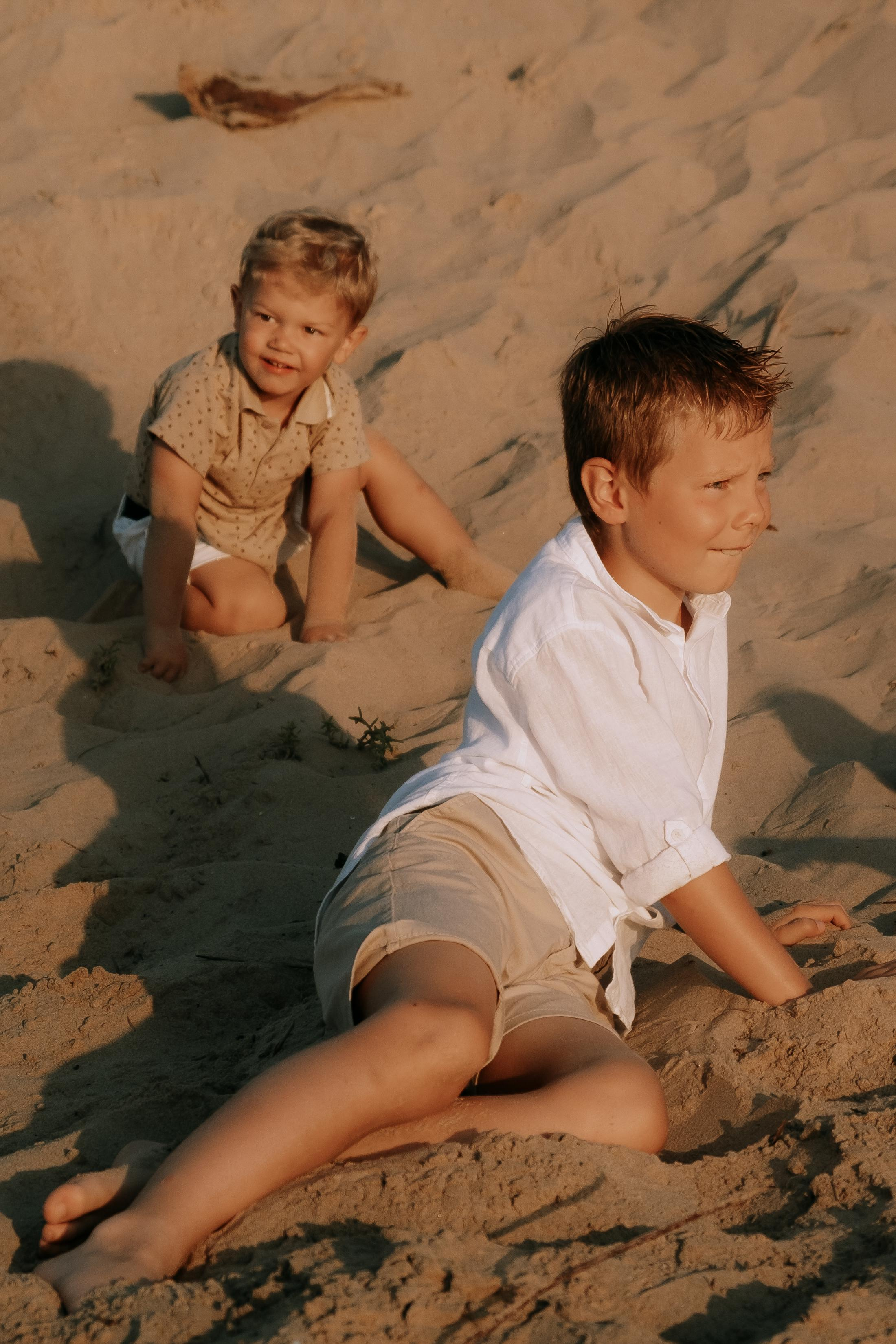 Big Family Photoshoot on the Beach in Spain — Family Photographer in Torrevieja, Alicante
