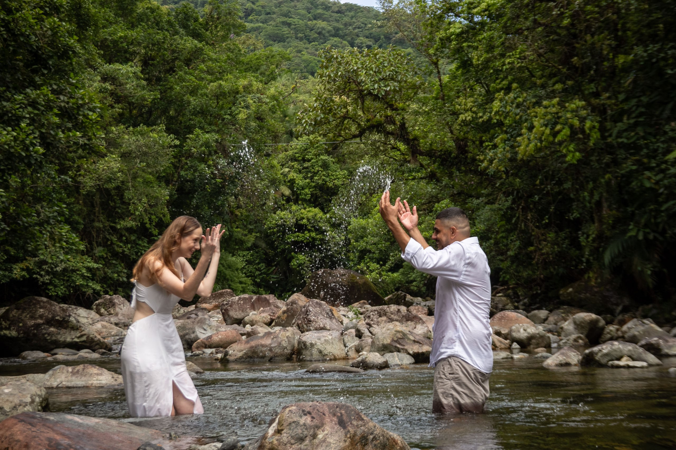 Ensaio Pré-Wedding em Meio à Natureza: Parque Recanto Diamante na Estrada Bonita, Joinville. Marcus Monteiro Fotografia