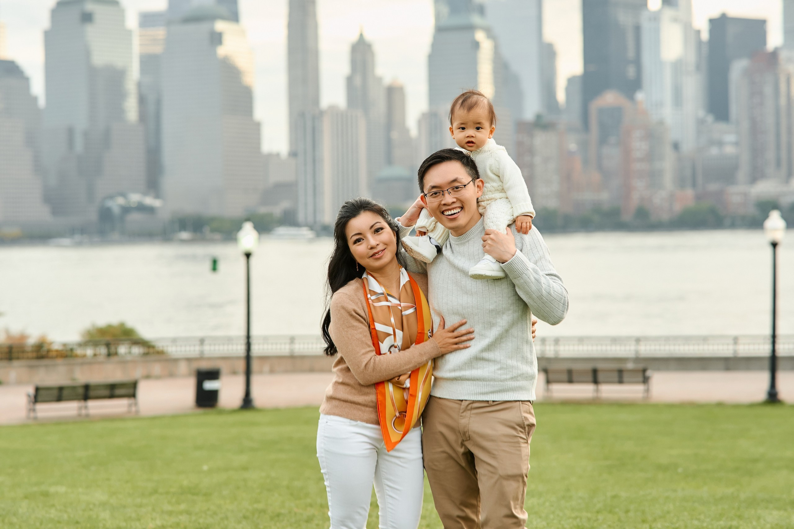 Family photo service New York / Experienced photographer. Professional Wedding and event photographer USA New York