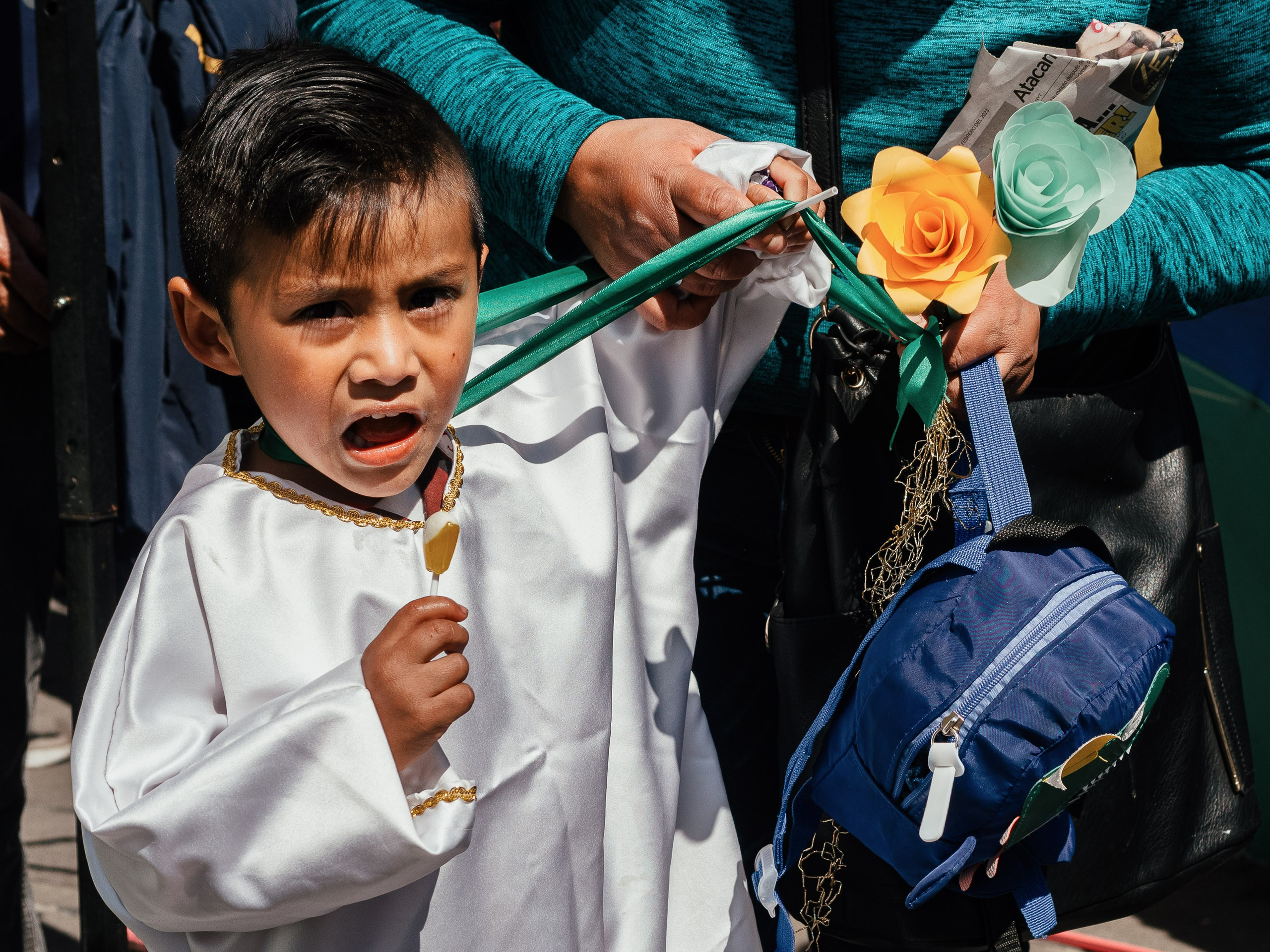 Celebration of St. Jude Thaddeus in the Church of St. Hippolytus and St. Cassian, Hidalgo, CDMX, Mexico. Federico Borobio, street and documentary photography.