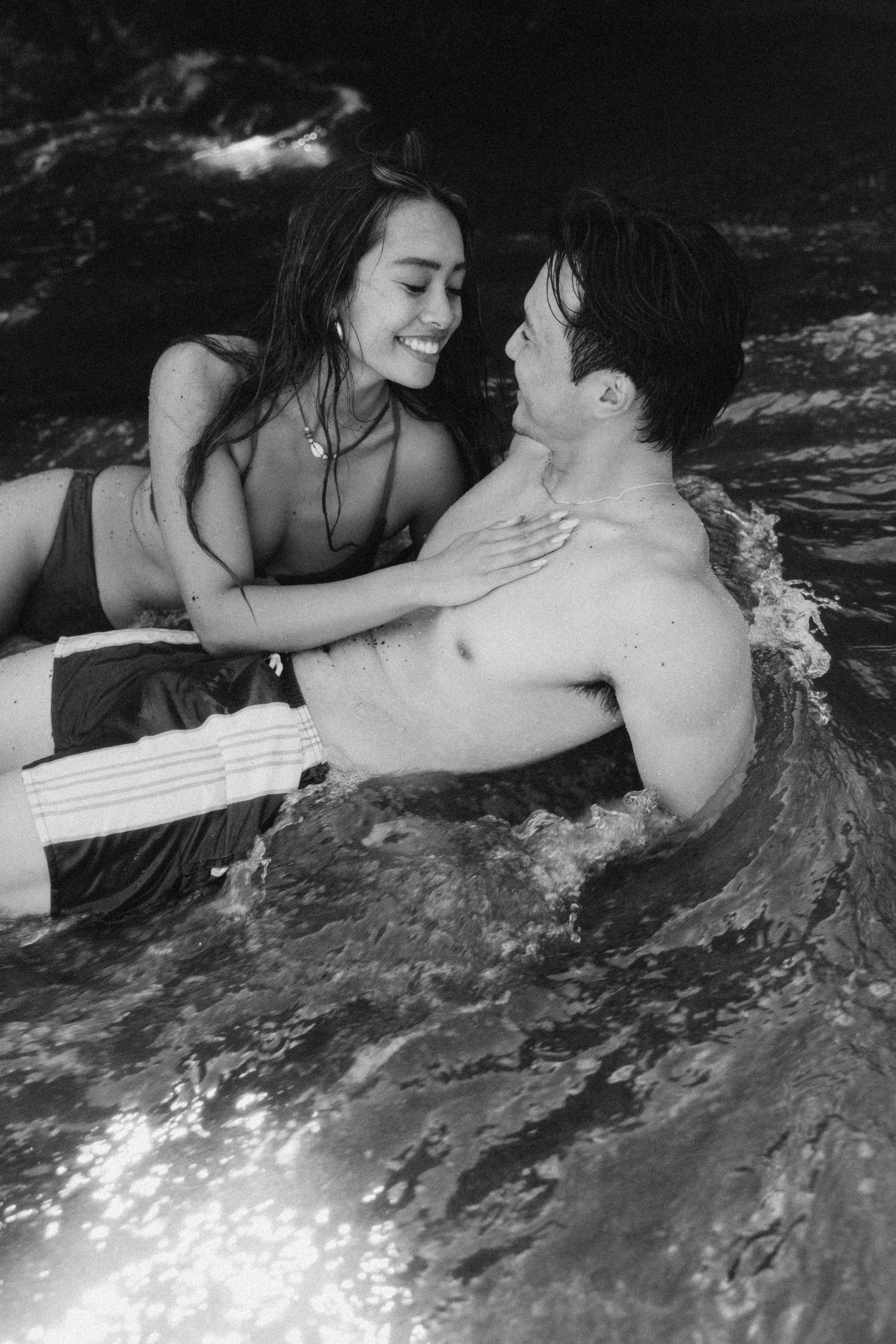 Hawaii Couples & Portrait Photographer | Oahu & Kauai Sessions