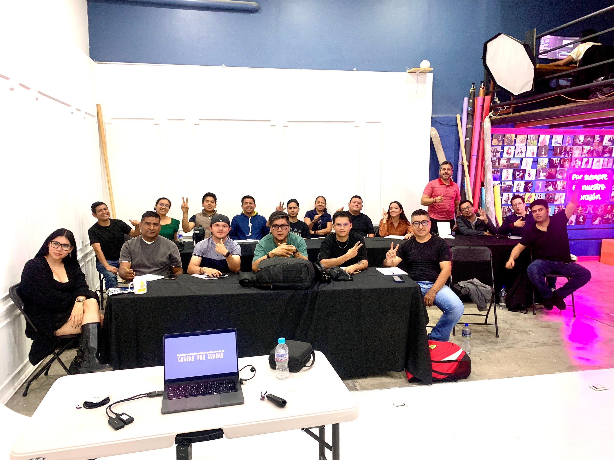 Workshops y Cursos de Video de Boda. Wedding Photographer and Filmmaker in Guadalajara Mexico Abraham Linares