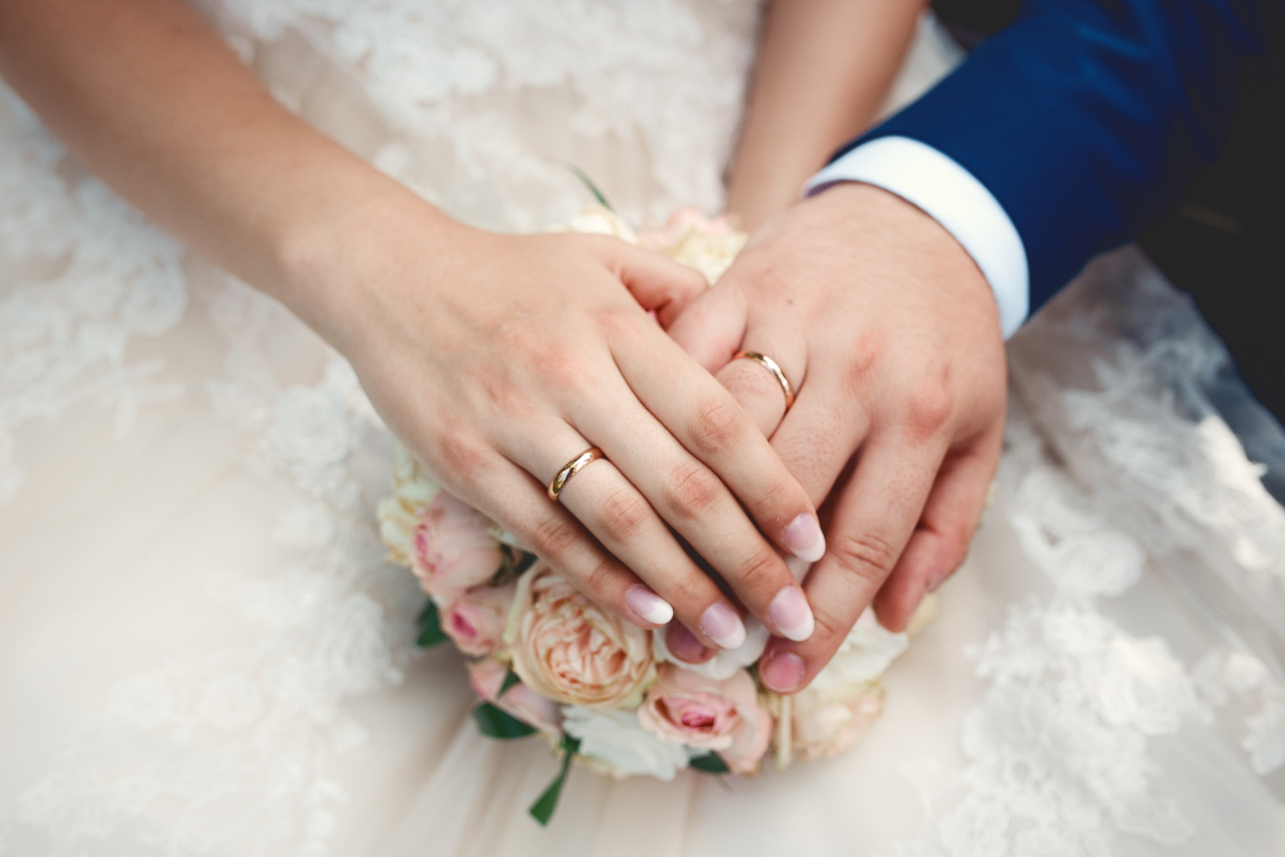 Vestuvių fotosesija, ceremonija, Vestuvių pasiruošimo fotografavimas. Vestuvių fotografas Vilnius Trakai kaina vestuvių fotografavimas fotografė personal.lt photogrpahy kainos jaunoji jaunikis nuotaka santuoka vestuvės, profesionali natūrali meninė reportažinė klasikinė fotosesija, vestuvių fotosesija gamtoje dvare