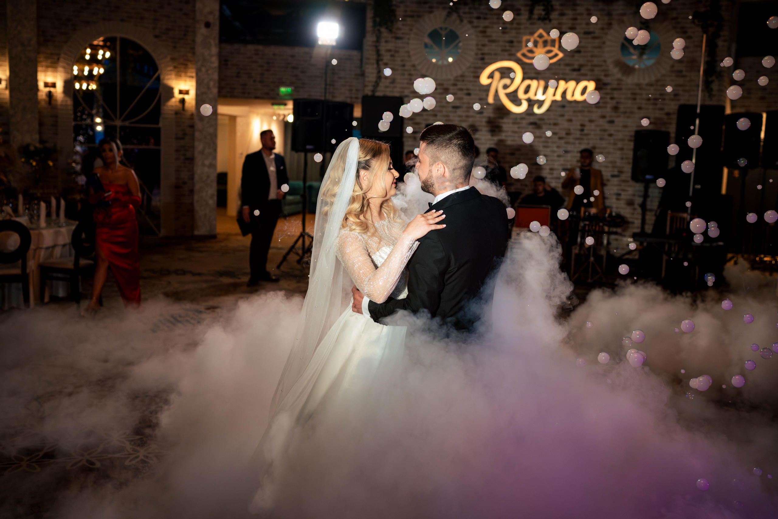 Claudia & Gabriel. Acasă