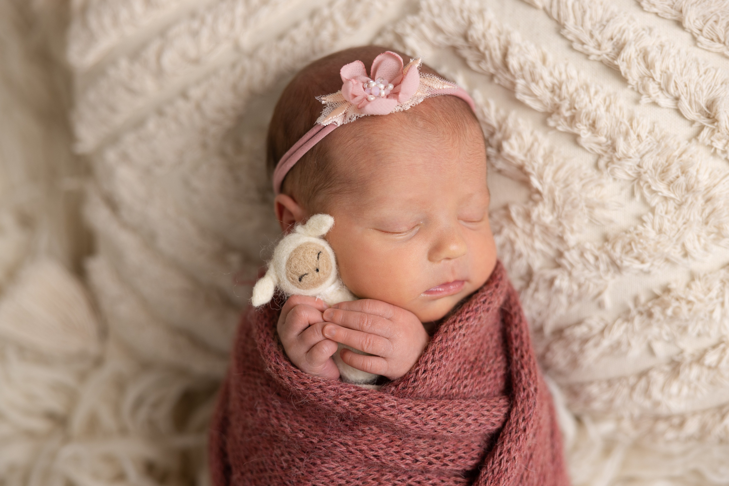 Newbornshooting in Pforzheim und Umgebung. Neugeborenenfotografie Pforzheim Katharina Jozic