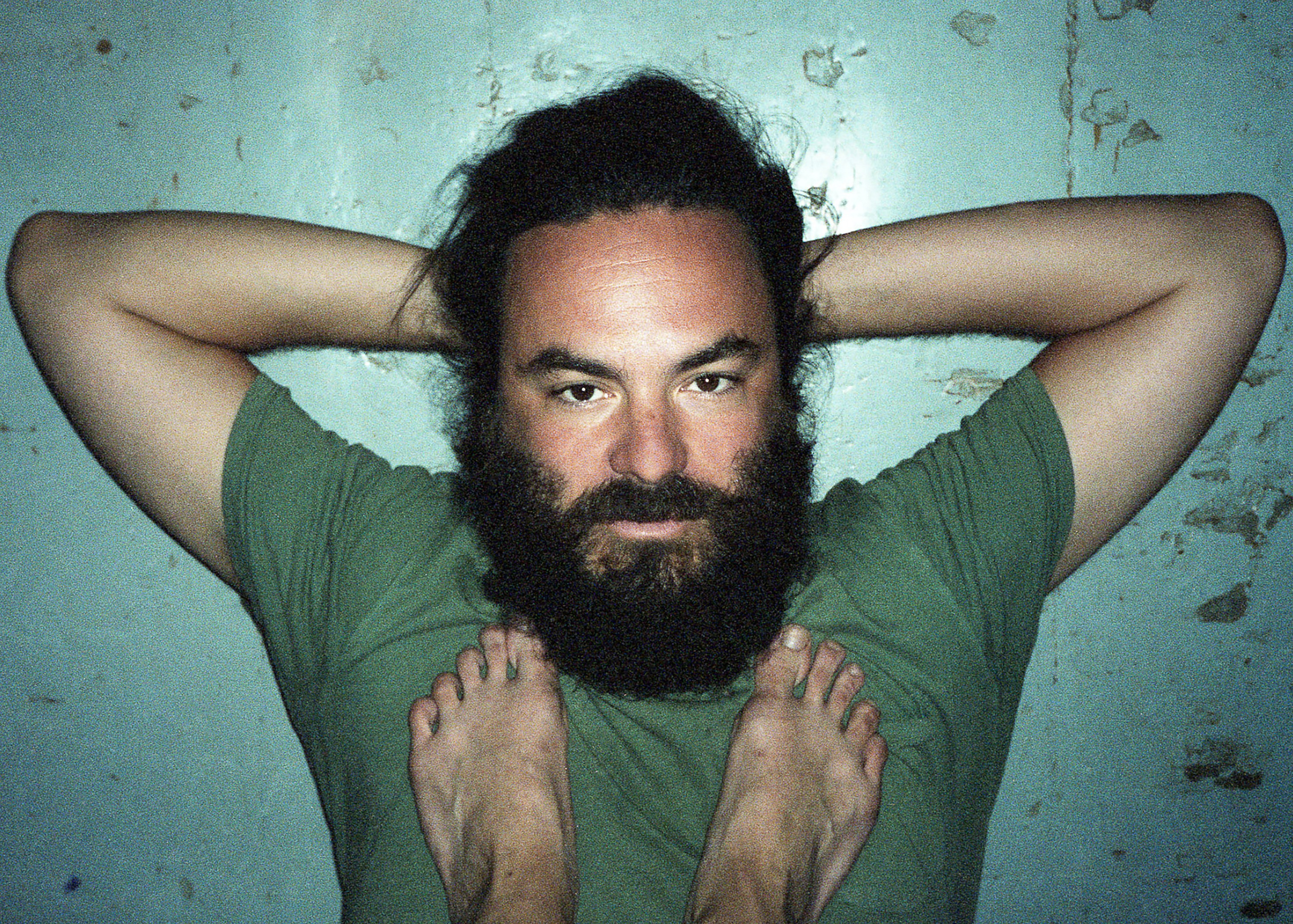 The men i stand on 2024. Photographe de produits et natures mortes à Paris