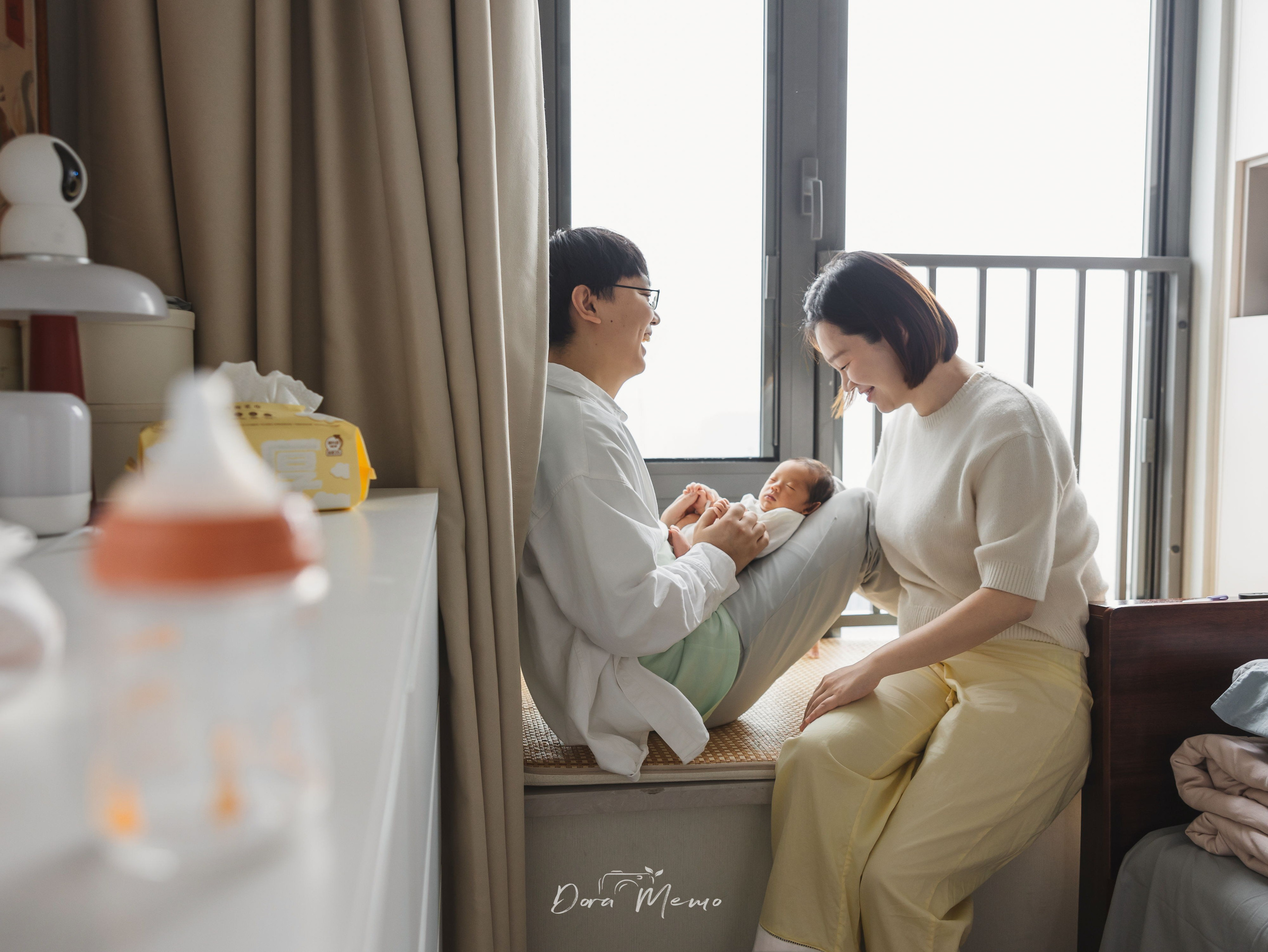 A Newborn at Home — Shanghai Family Photographer Documentary Session
