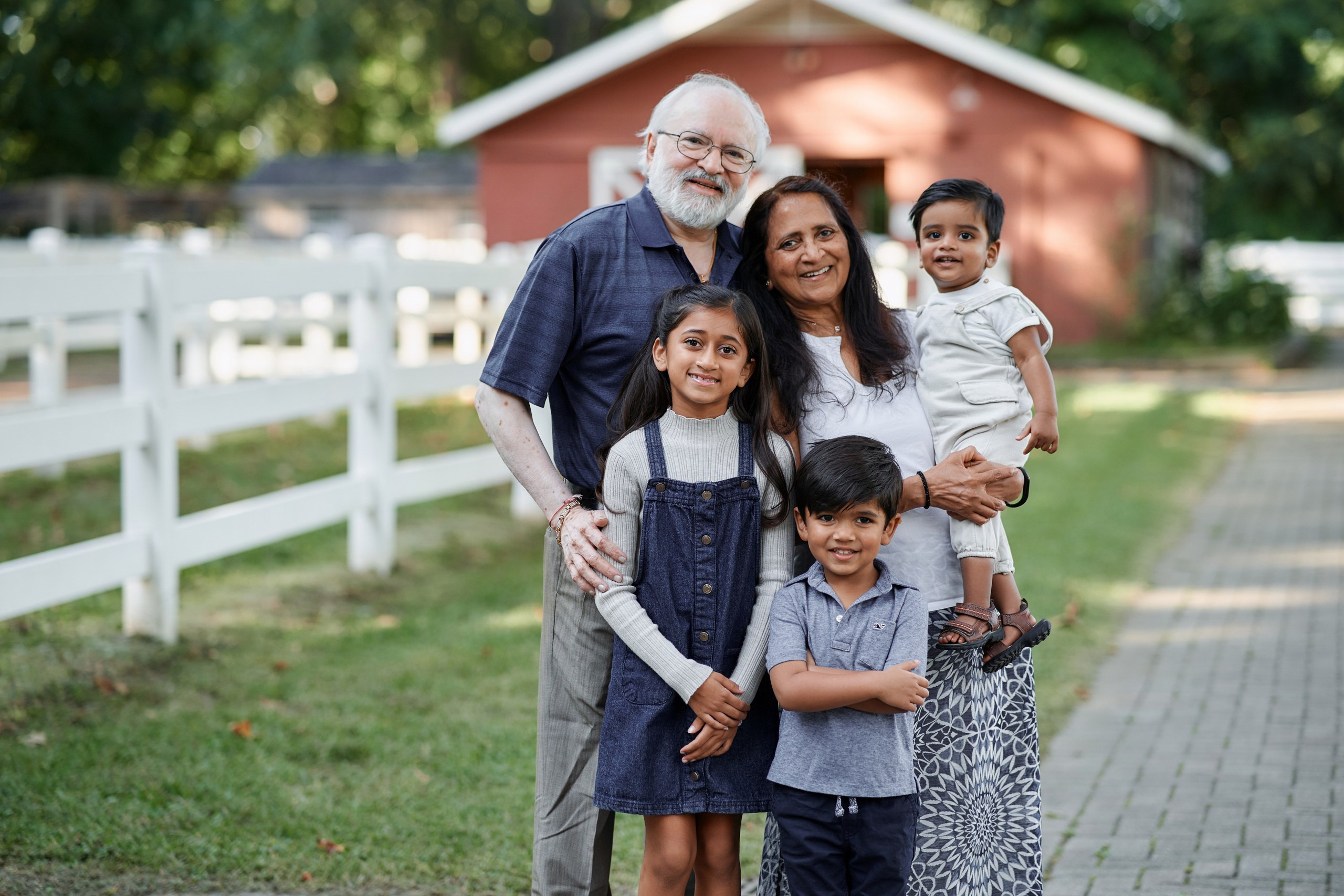 Family photo service New York / Experienced photographer. Professional Wedding and event photographer USA New York