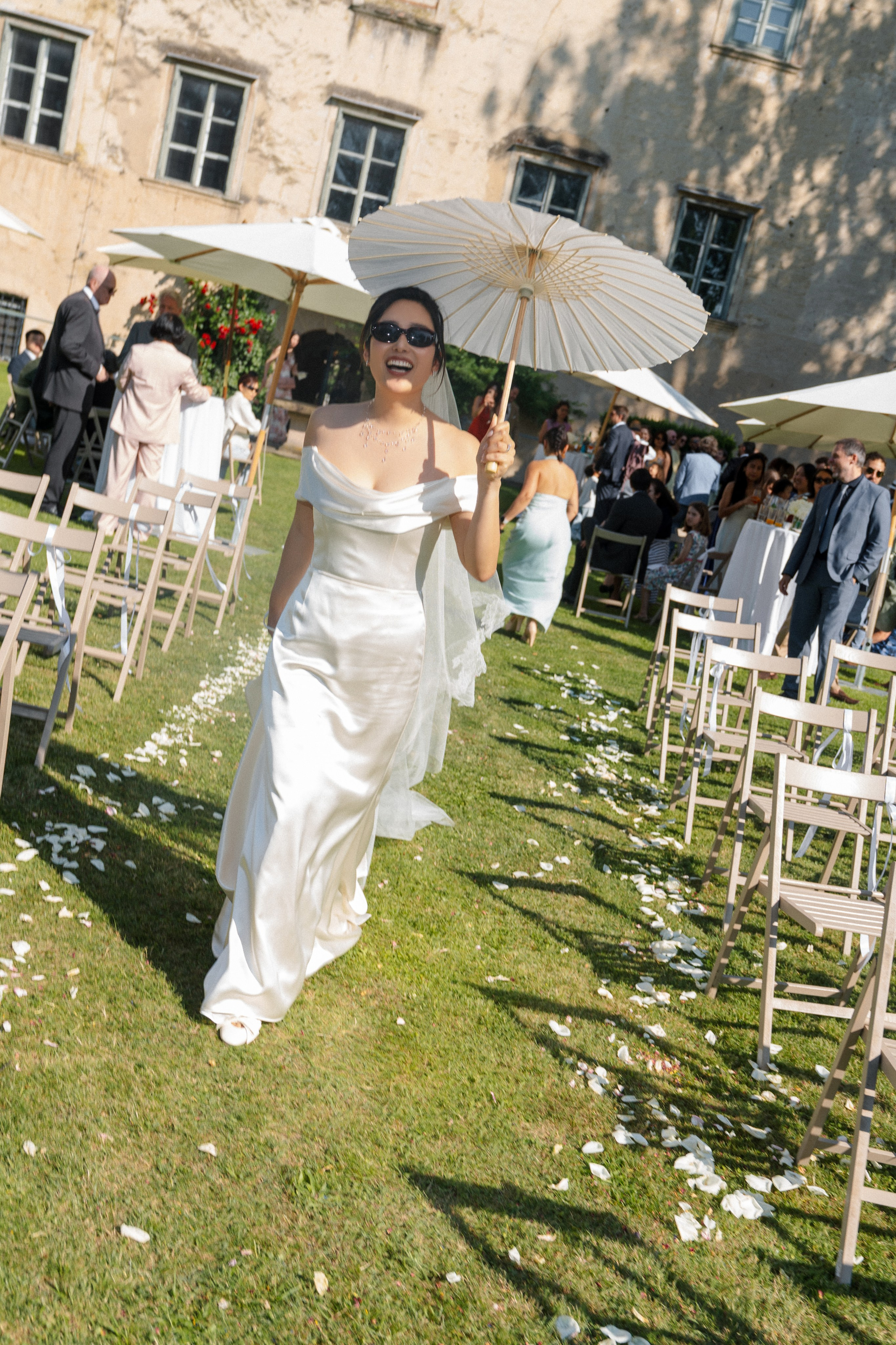 Susan & George · Wedding at Schloss Walpersdorf. Raw Studio: Capturing Elegant weddings accross Europe