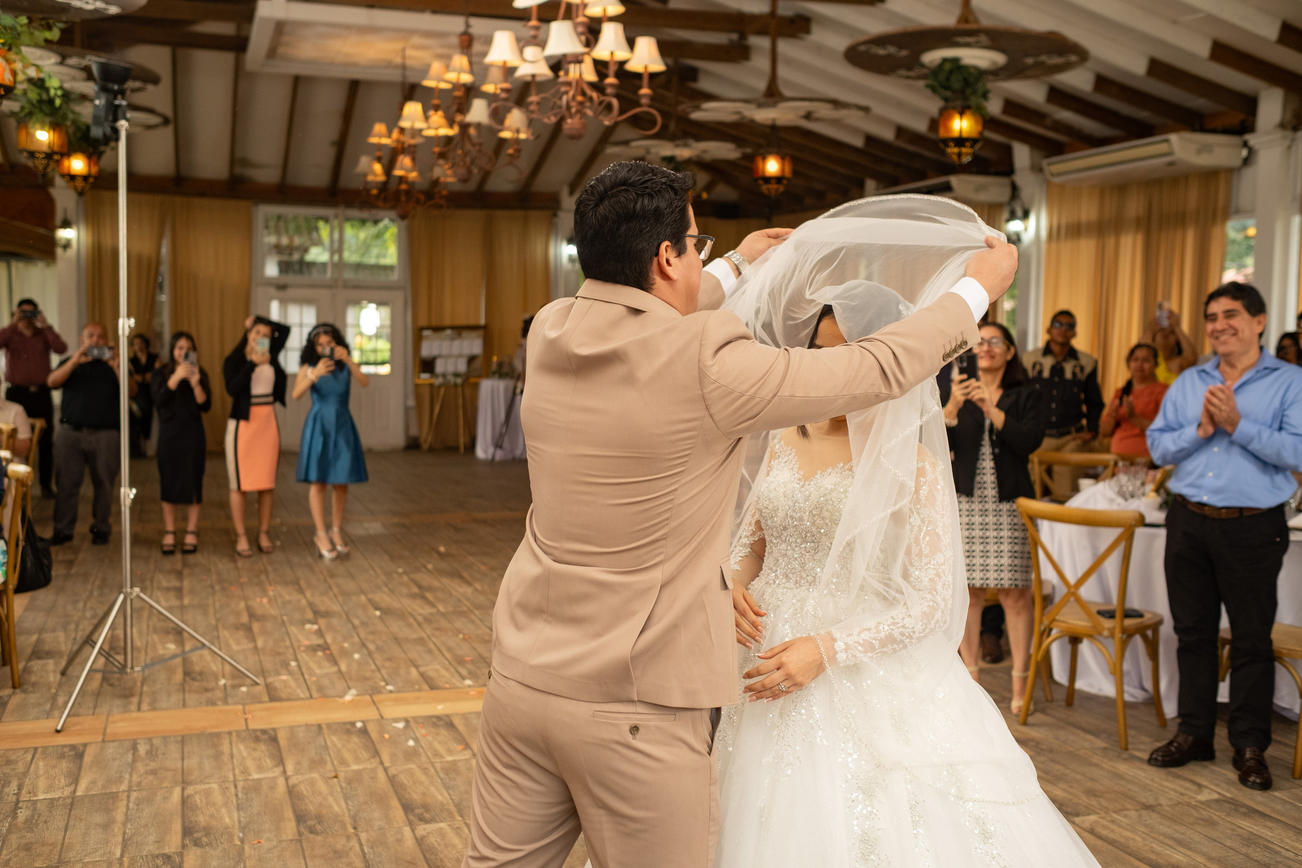 Abi & Gio. Daniel Brand | Fotografía de Bodas y Comercial en Honduras